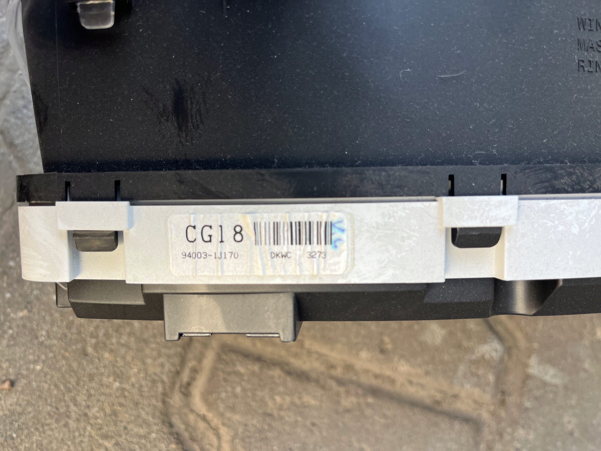 Hyundai I20 and 1.4B dials 88000 KM