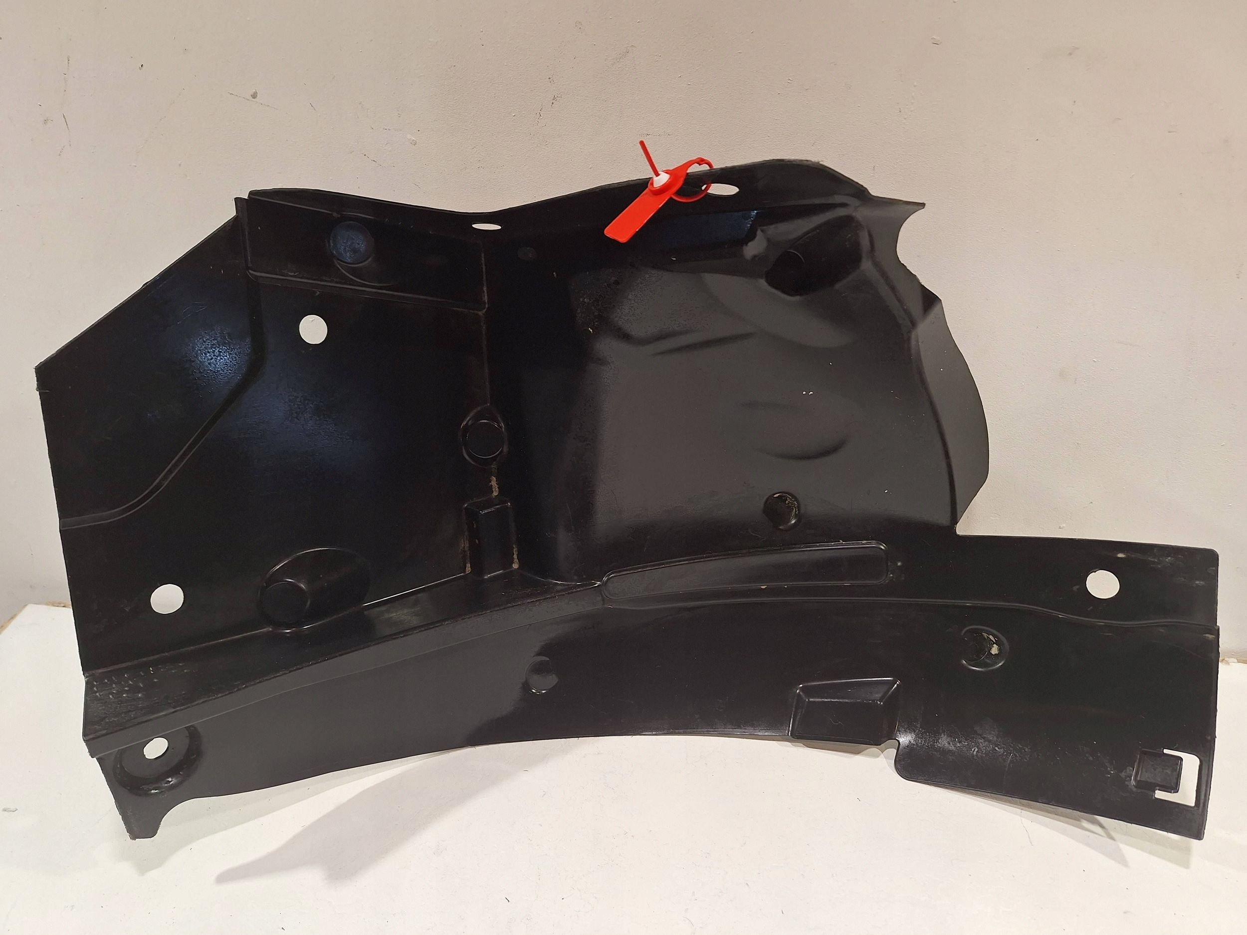 mudguard front left 638432274R RENAULT TRAFIC IV VIVARO B 21