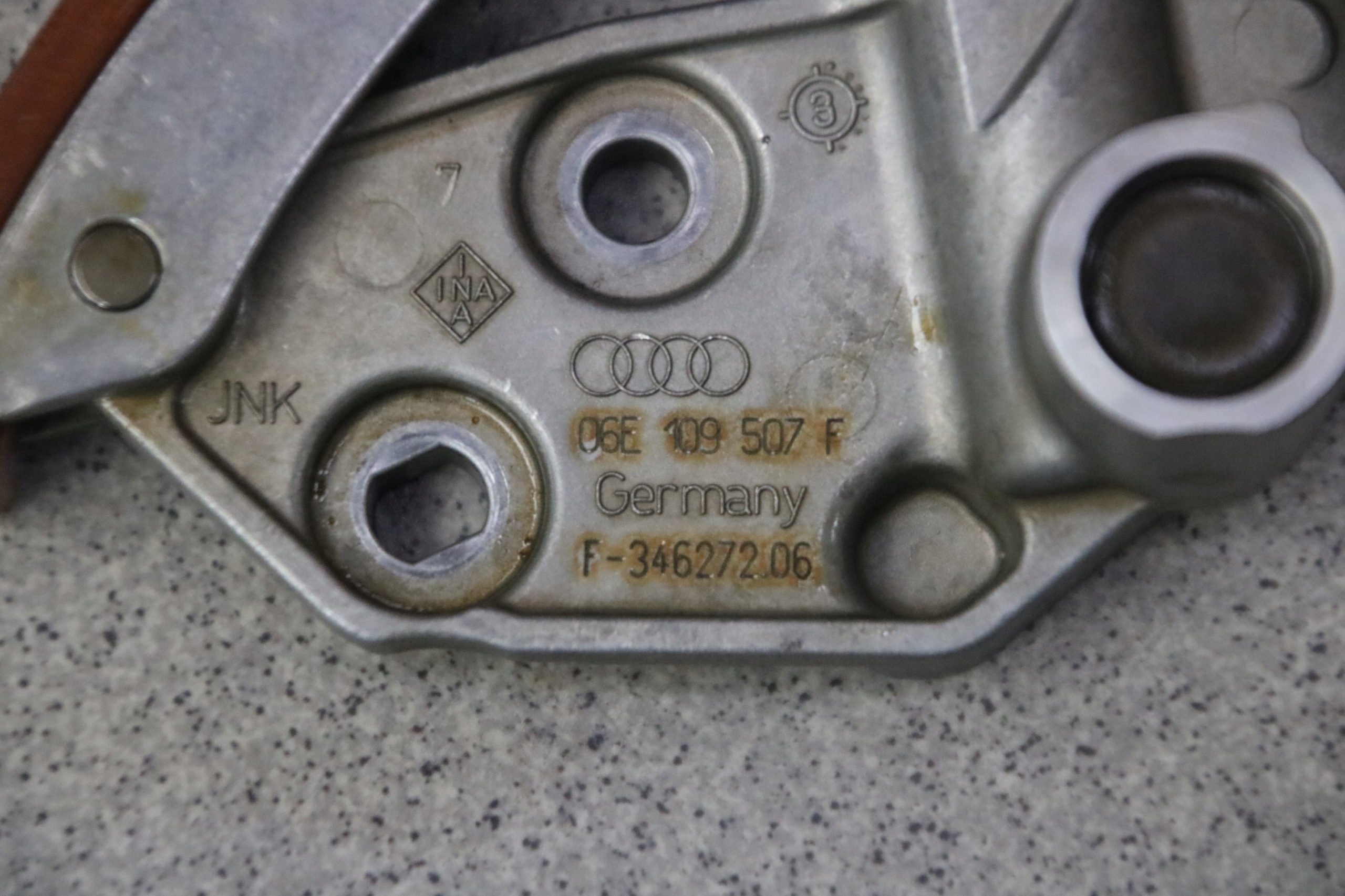 AUDI A8 D4 3,0 TFSI Spanner des Zahnrads 06E109507F