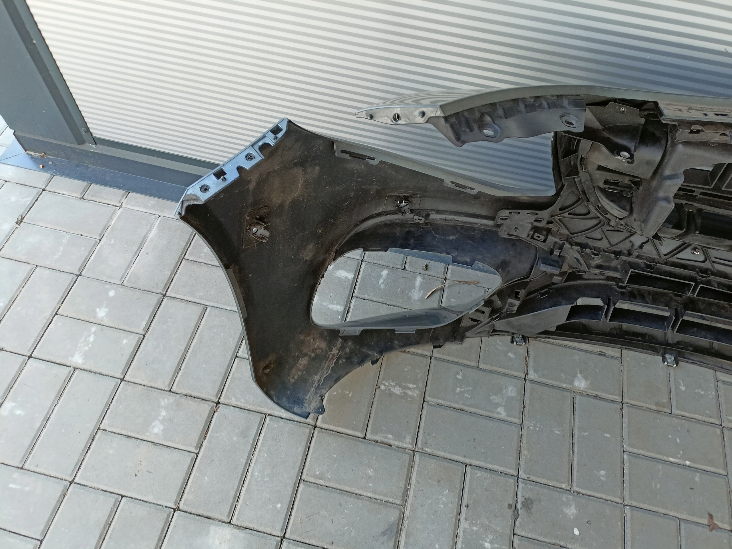 Mercedes Benz E klasa W213 6.3 AMG front bumper