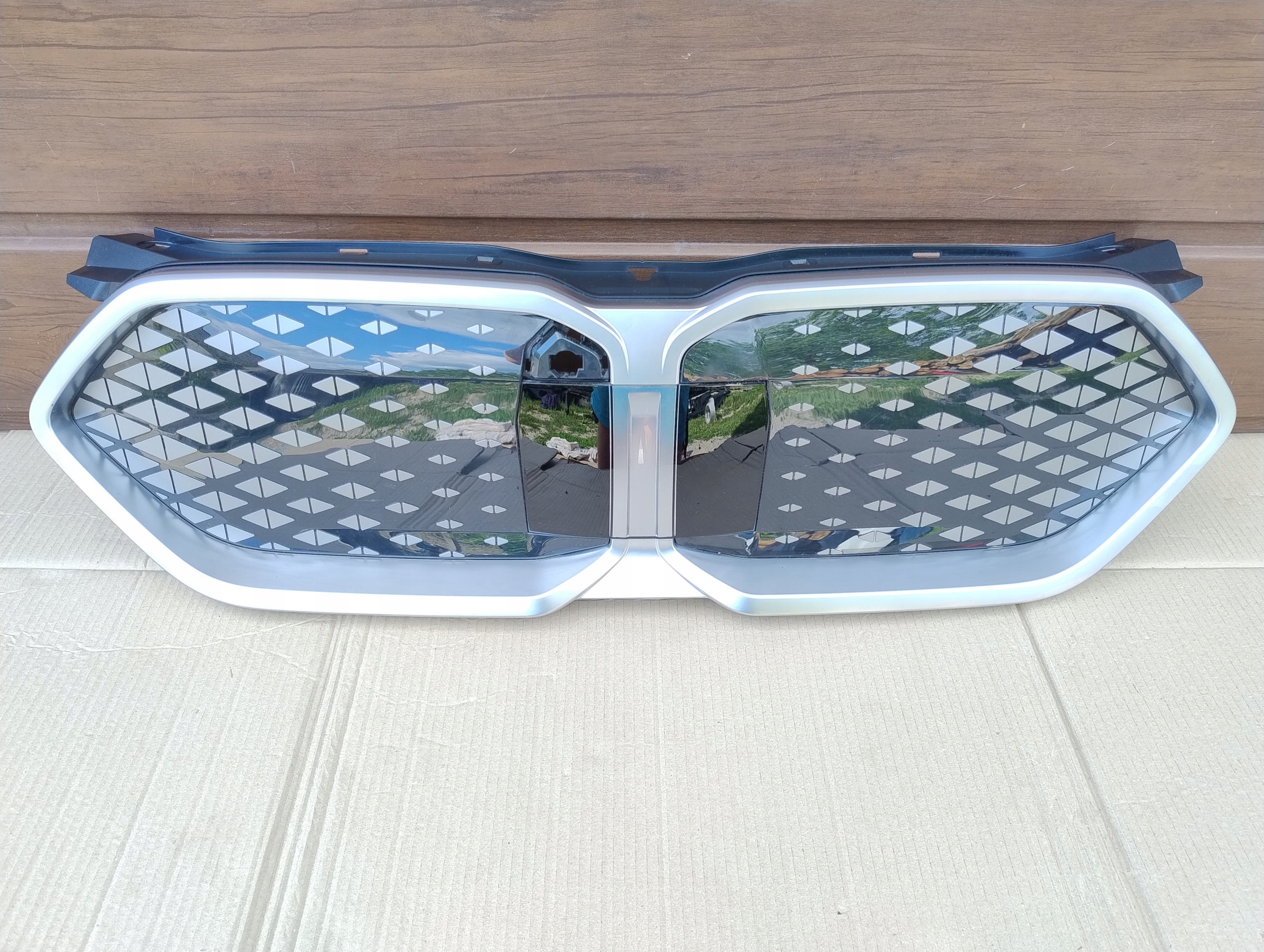 BMW X2 U10 GRILL ATRAPA ZDERZAKA PAS PRZÓD