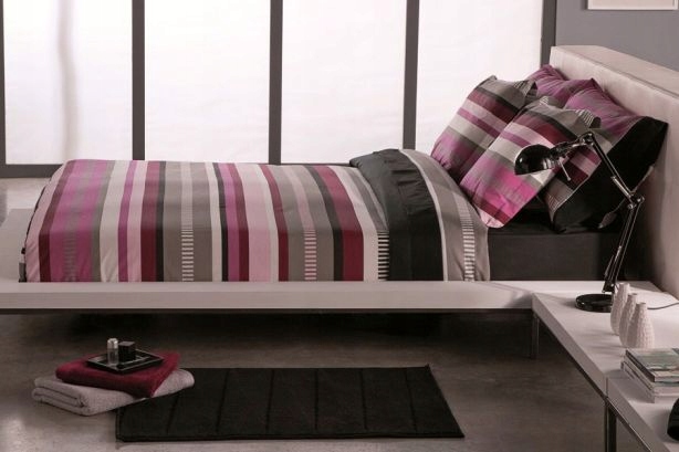 Elegantná posteľná bielizeň Naf Naf 220 x 200 cm, fuchsia