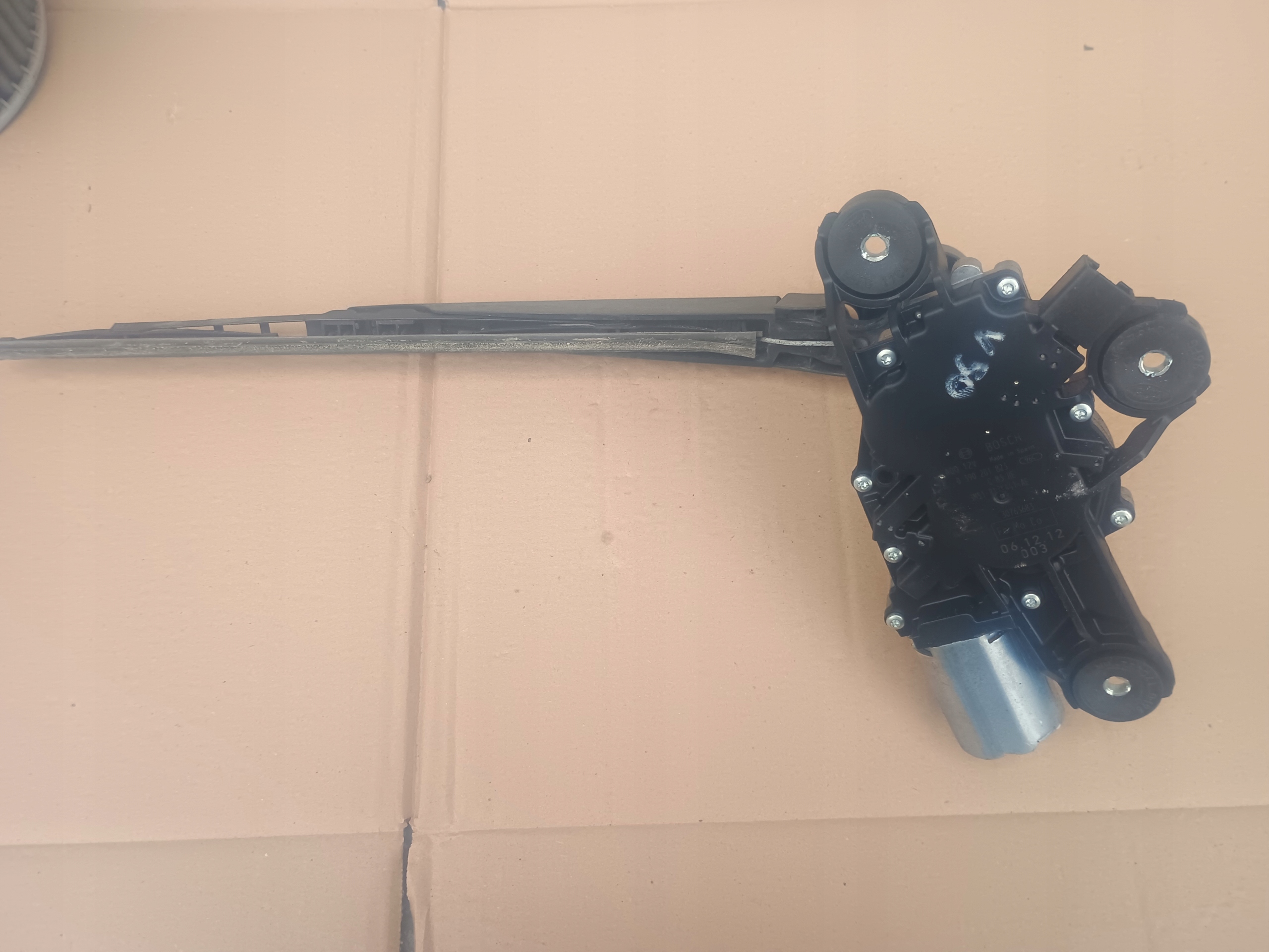 motor ablaktörlők far 0390201823 FORD