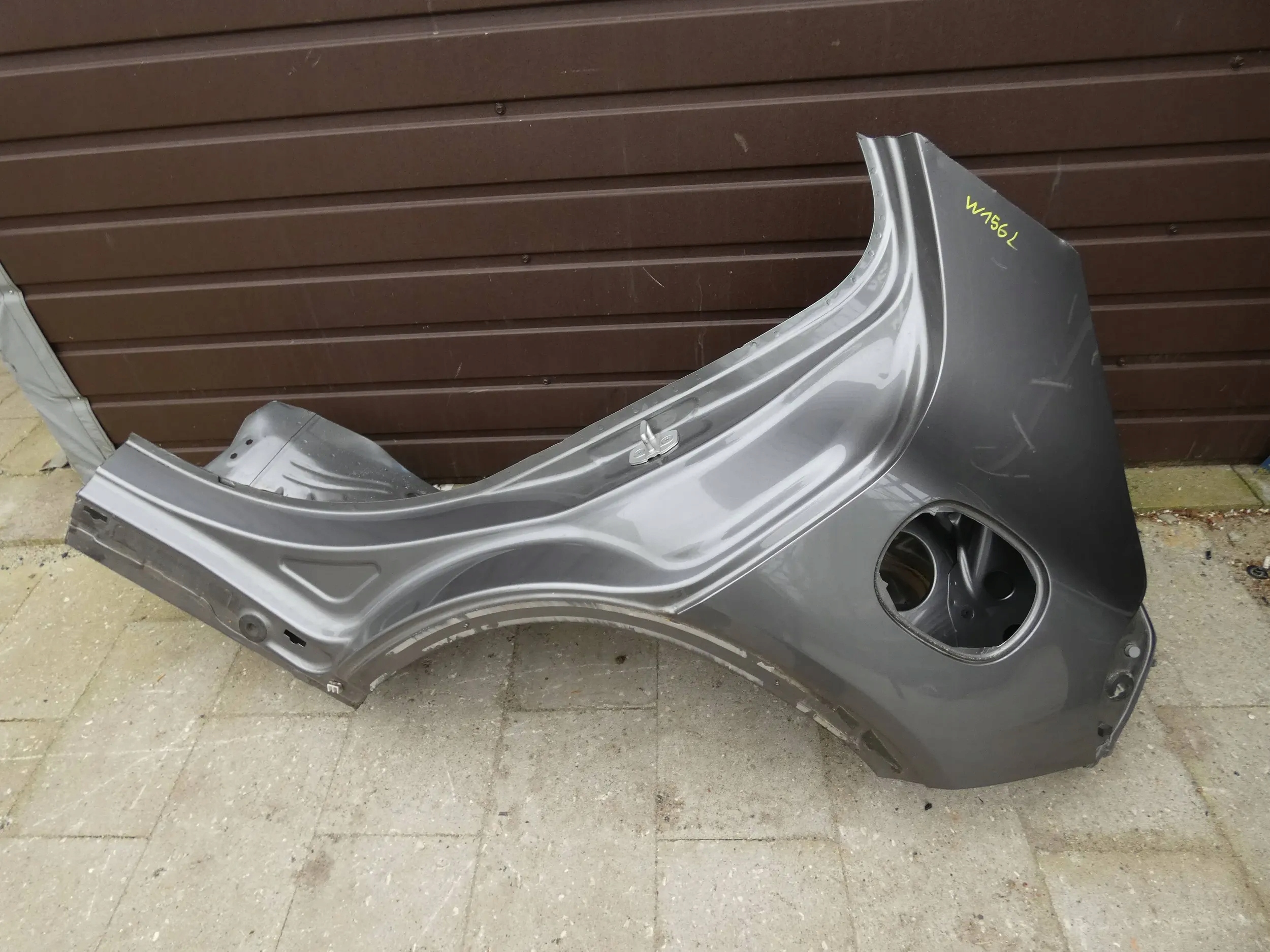 MERCEDES GLA W156 BŁOTNIK ĆWIARTKA LEWY TYŁ TYLNY