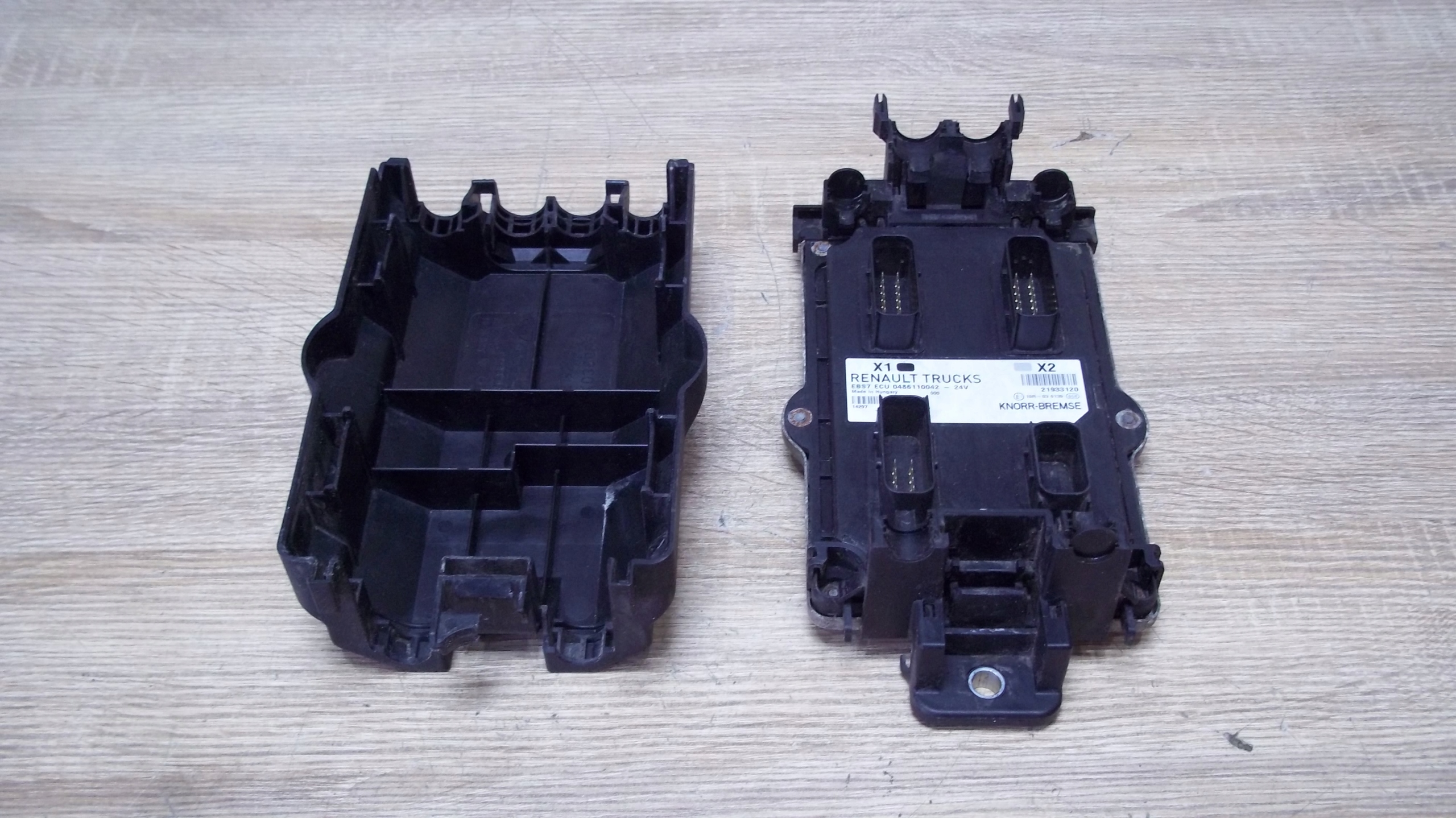 0486110042 - RENAULT T RANGE GAMA ДРАЙВЕР EBS 21933120