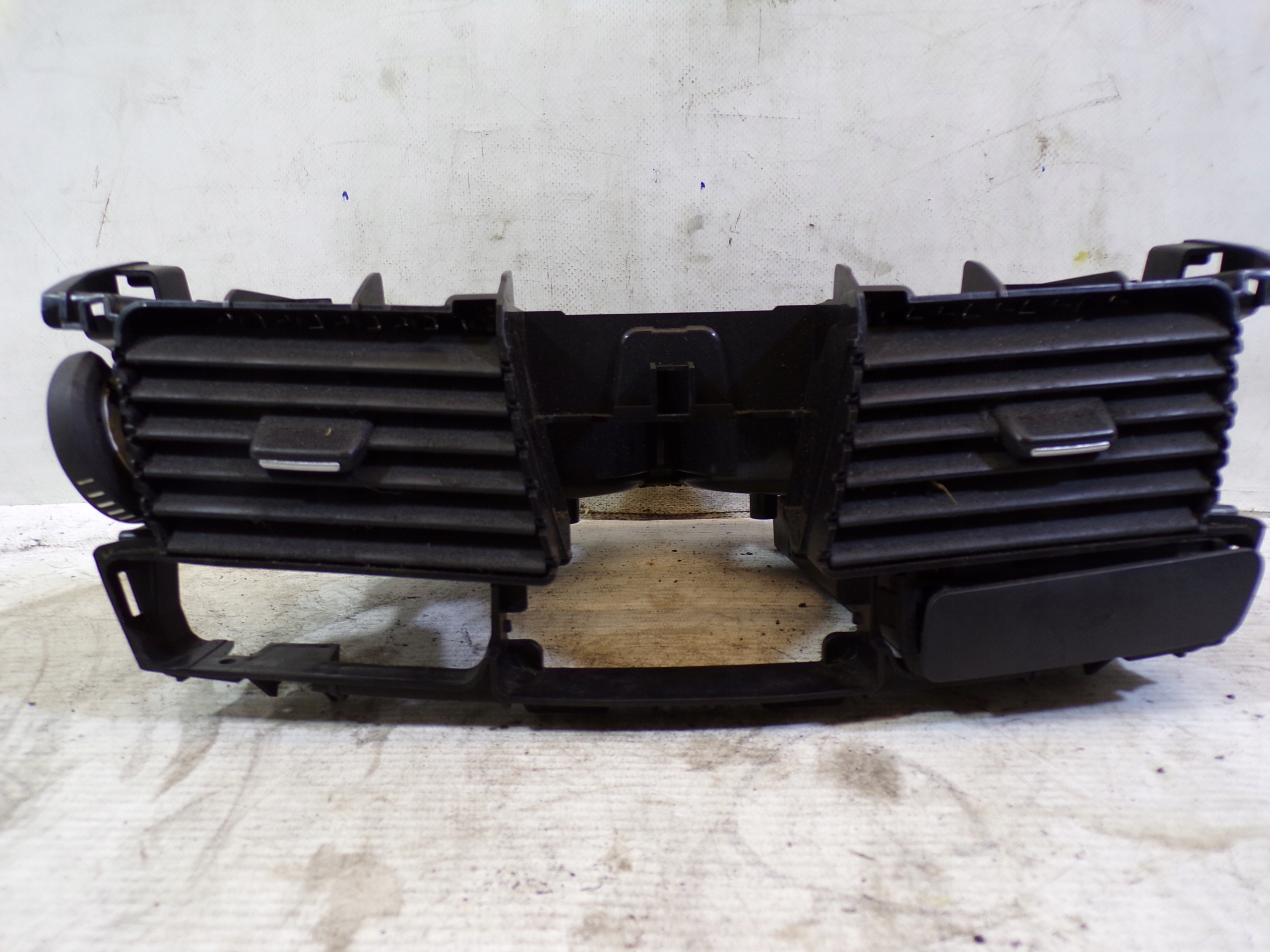 CUPHOLDER bracket for KRATKI air conditioning devices RENAULT LAGUNA 3 III