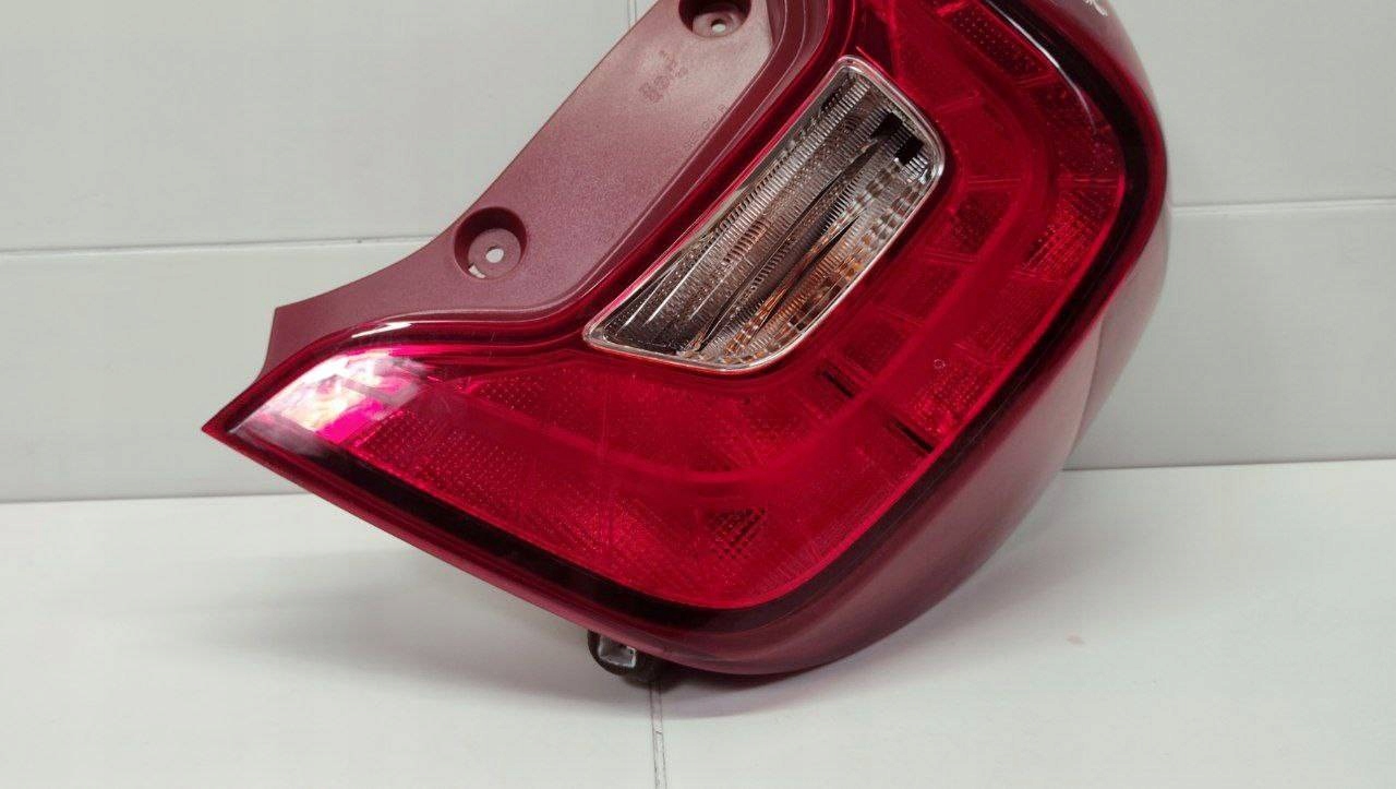 light rear right side Kia Picanto 3 2018 OE 92402-G6