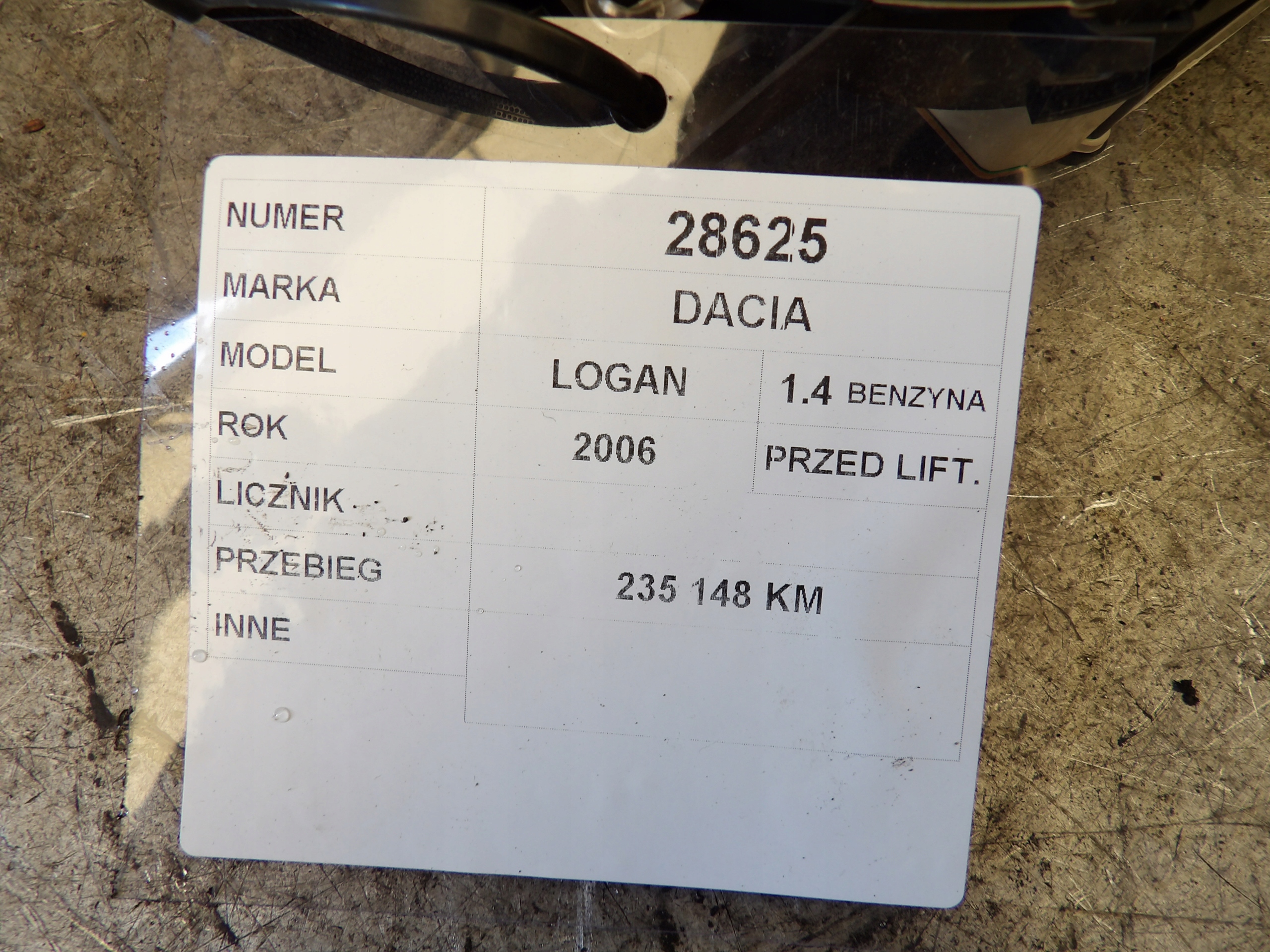 Dacia Logan dials, liczniki 8200377739