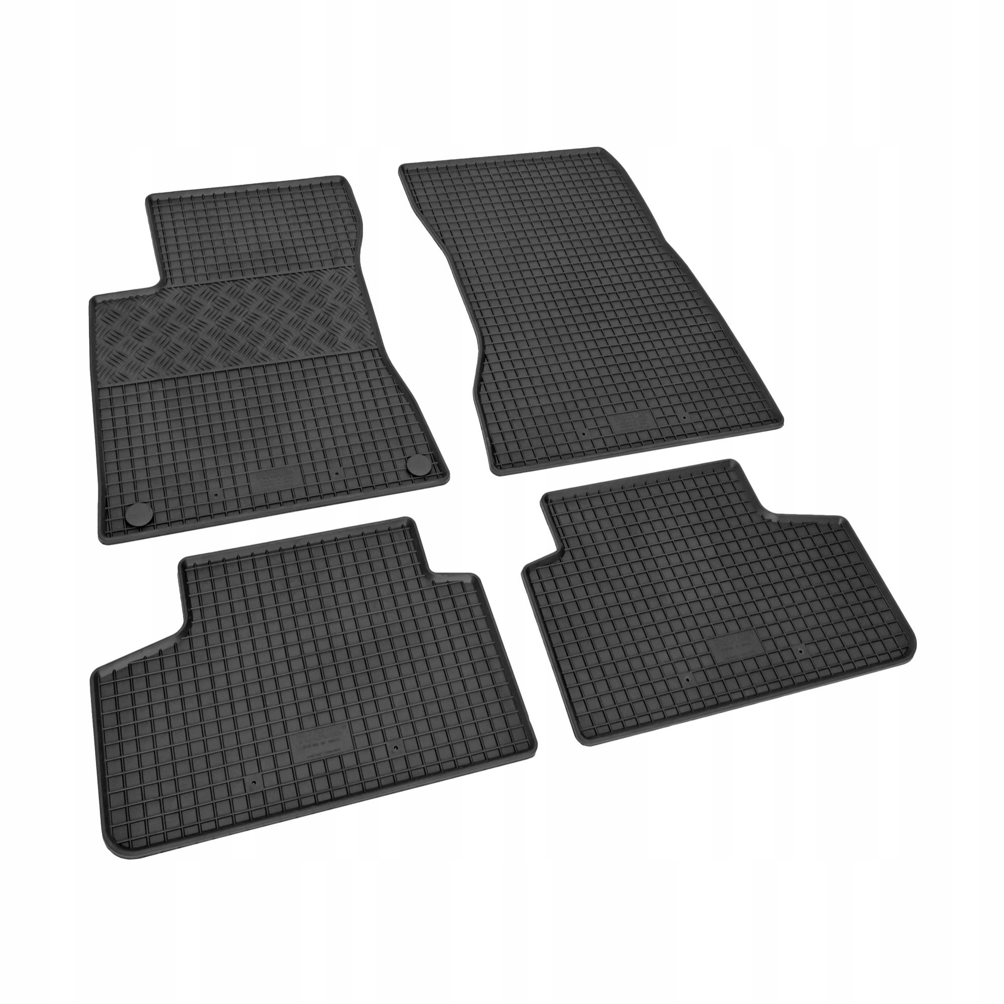 Zestaw dywaników do Mercedes GLB od 2019 Stan opakowania oryginalne