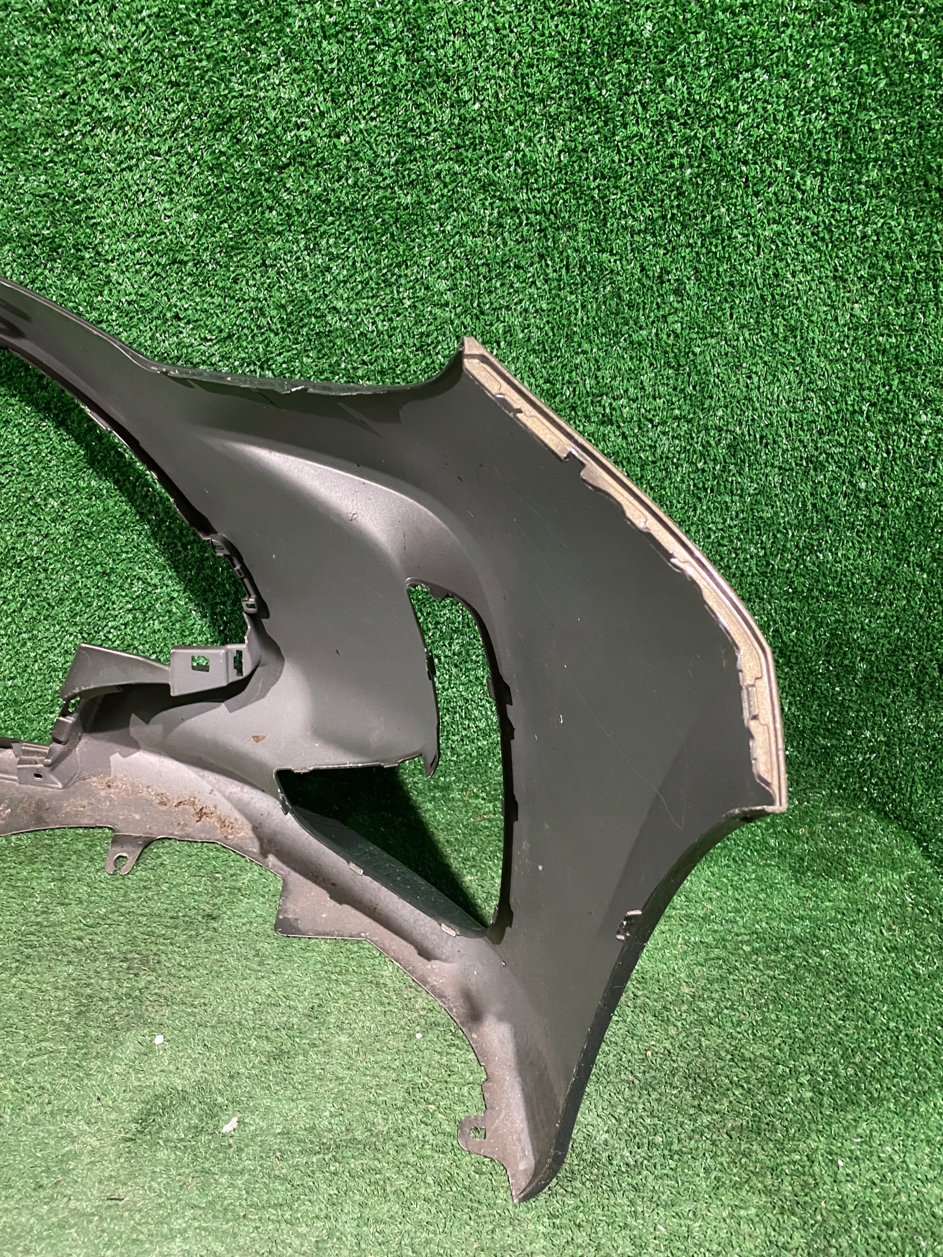 front bumper TOYOTA YARIS IV without PDC