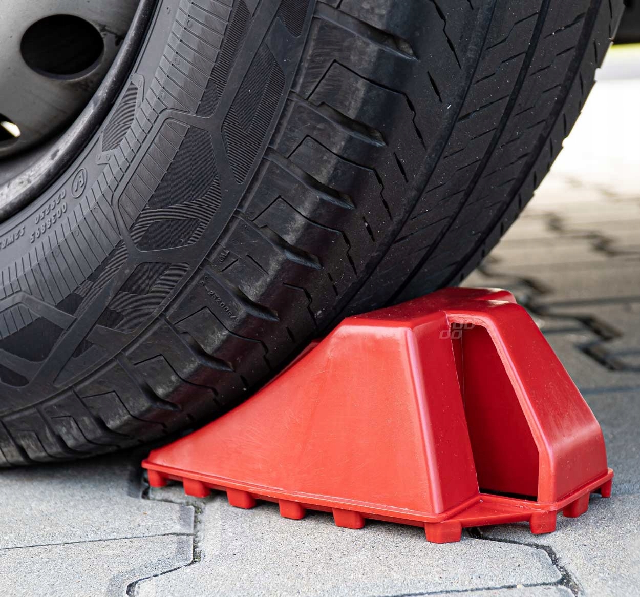 KLIN BLOKADA STOPER POD KOŁO Z HAMULCEM SOLIDNY Marka inna