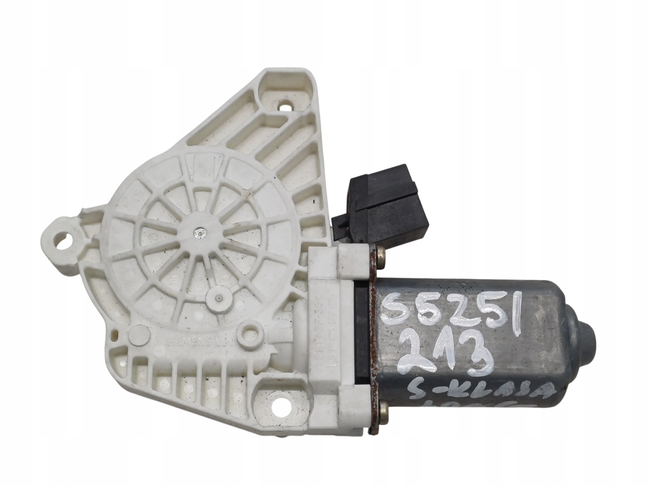 MERCEDES S W221 LONG 05- SILNICZEK SZYBY PRAWY TYŁ A2218203042