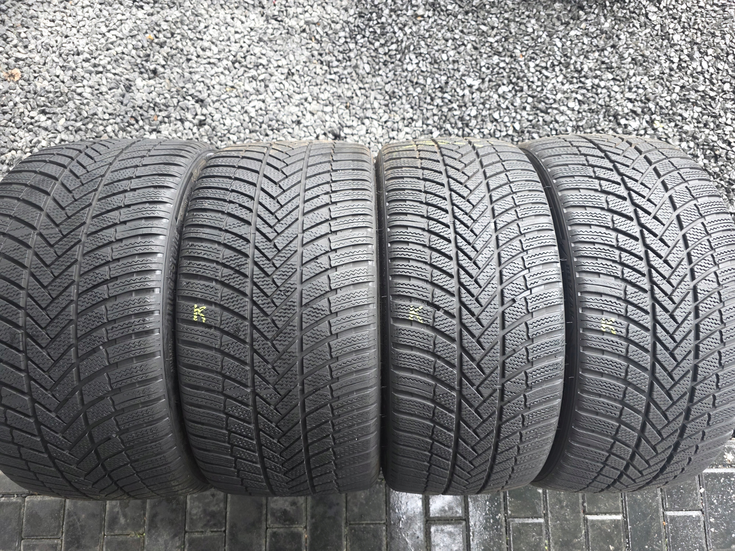 楽天市場】245／35r20 275／30r20の通販