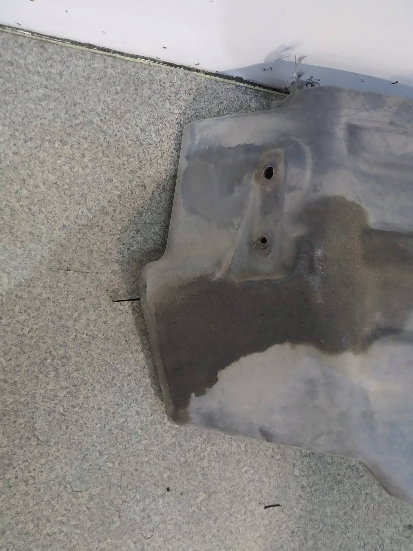 mudguard right 504067714 Iveco Stralis
