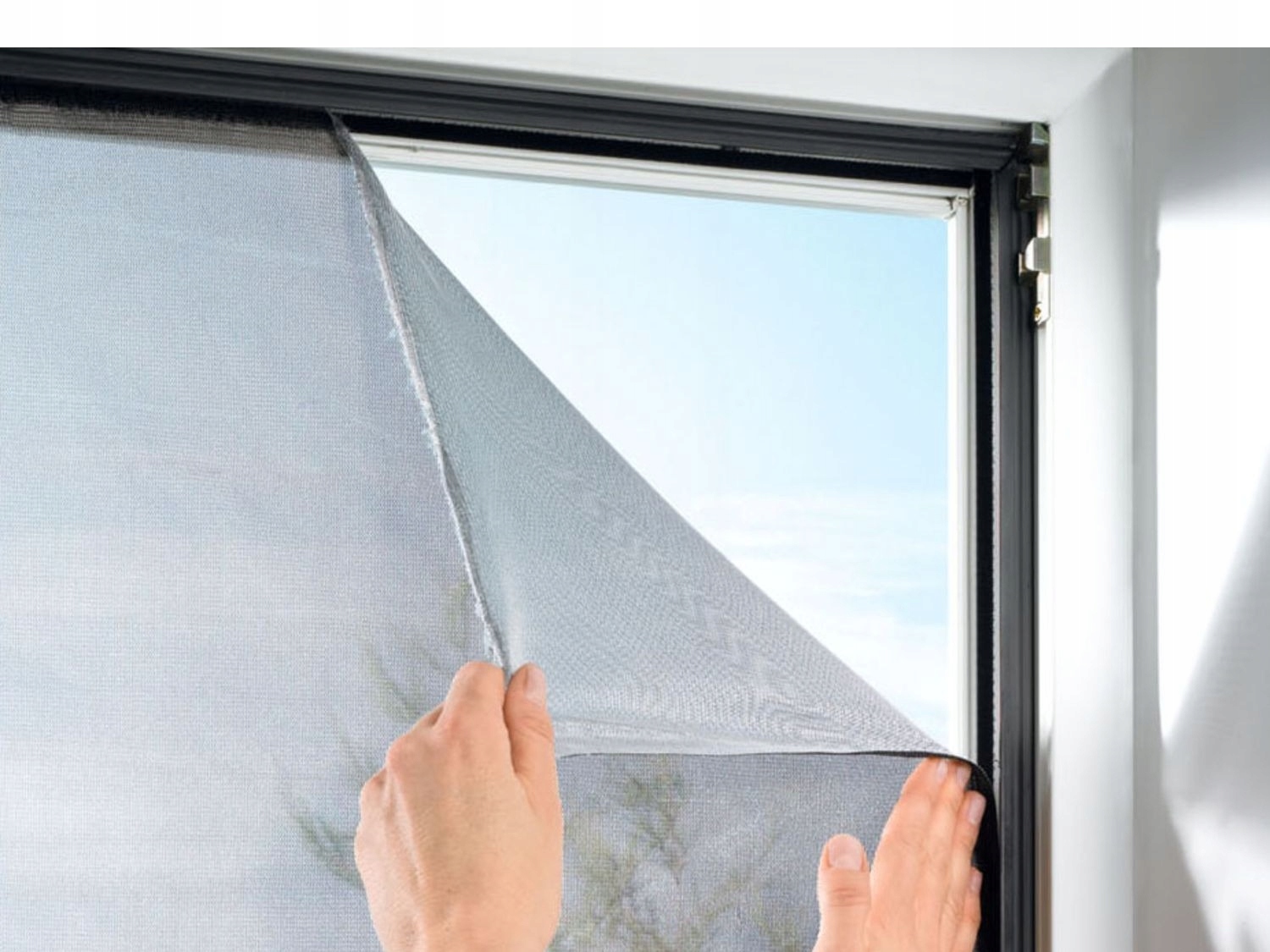 

Moskitiera okienna gotowa 130x150