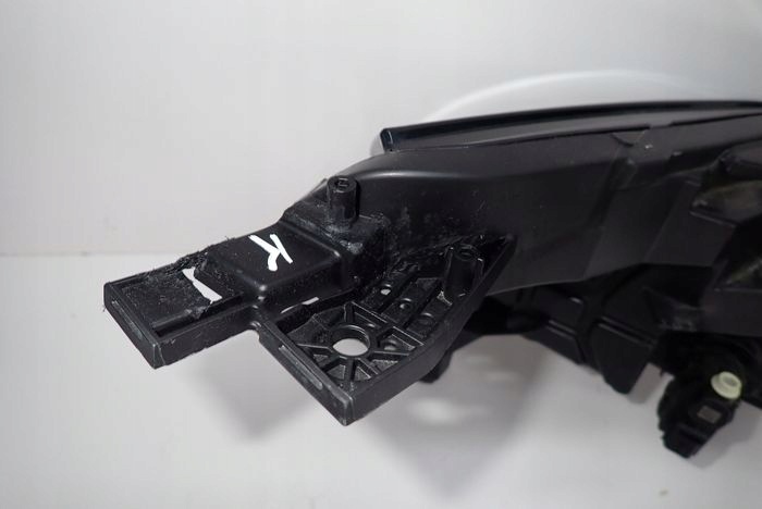 RENAULT CAPTUR II LED PURE VISION LIFT 24- reflektor left light 260604753R