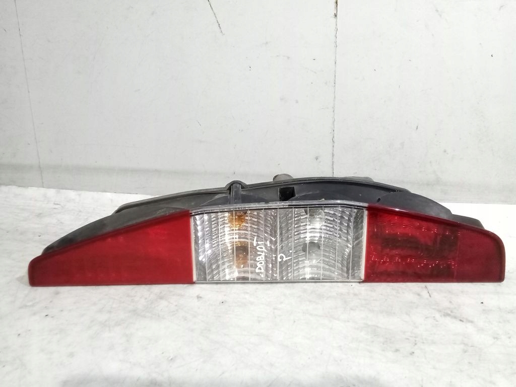 Fiat Doblo and light right rear part rear