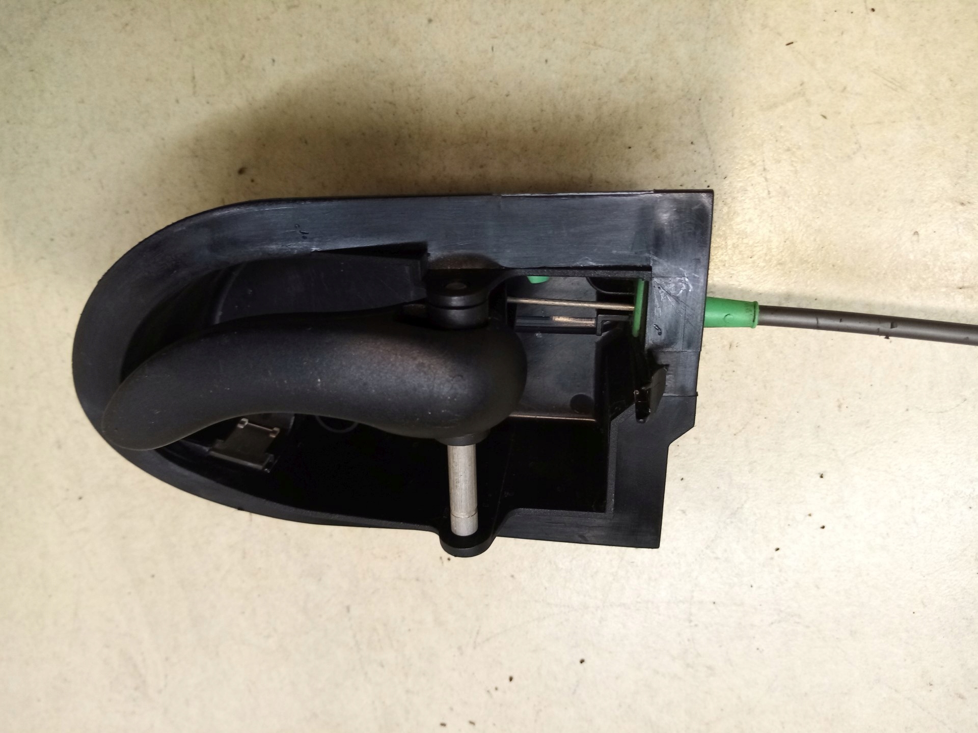 lock door left rear part handle FORD MONDEO II 2.0