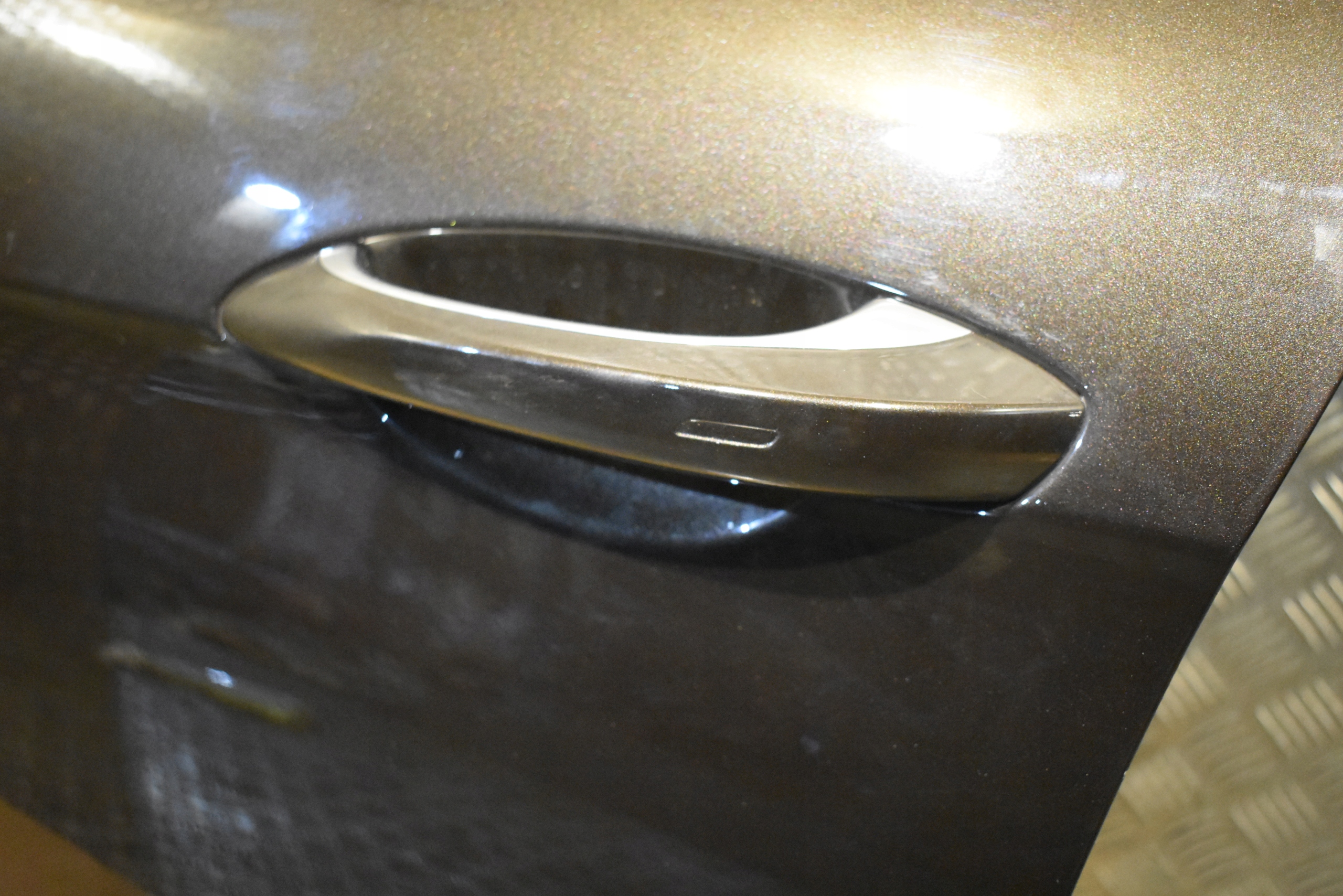 IDEALNE door front front left PORSCHE PANAMERA 971 colour: M8R 1