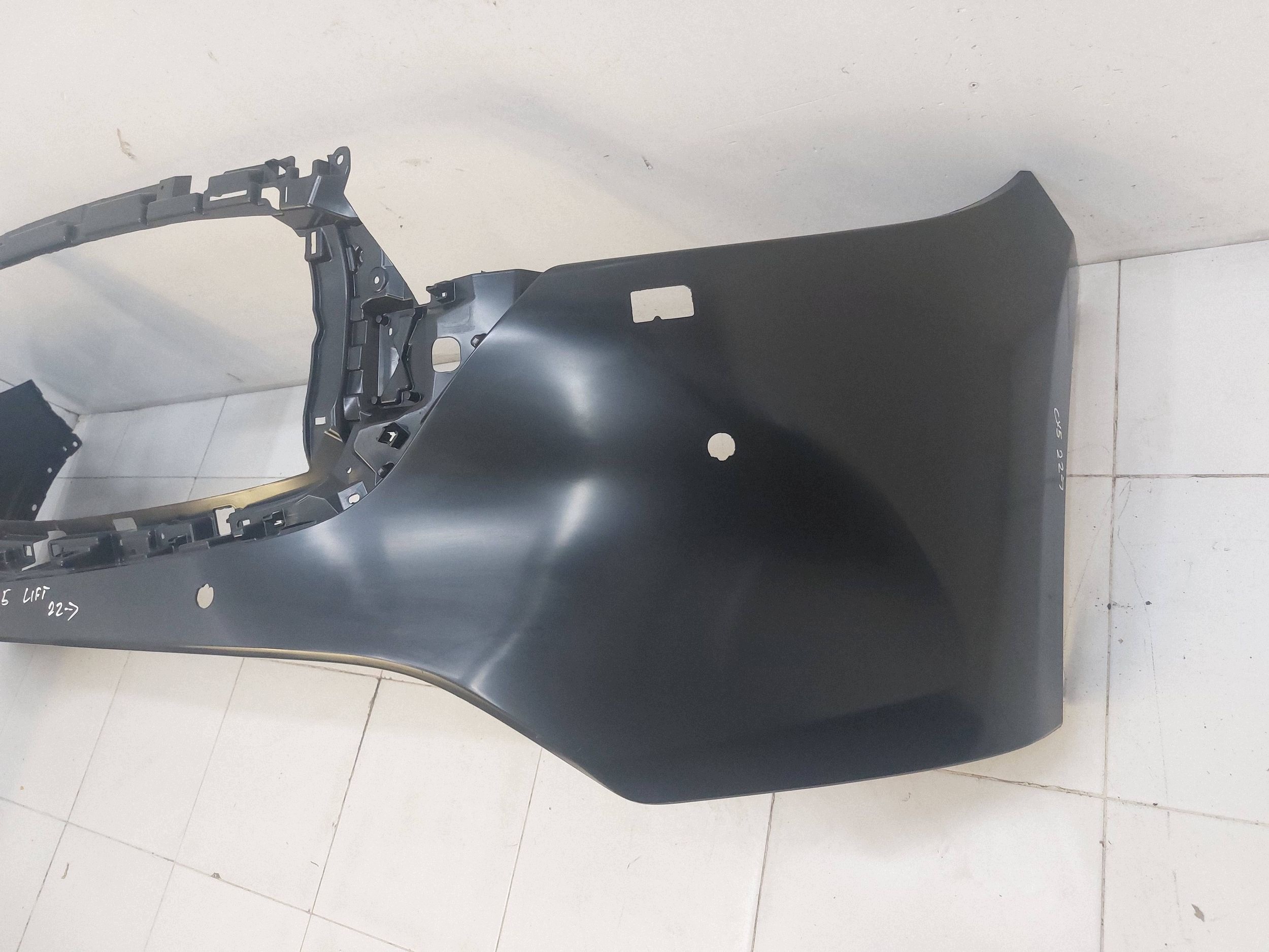 MAZDA CX5 CX-5 II LIFT 22r> bumper front front PDC original
