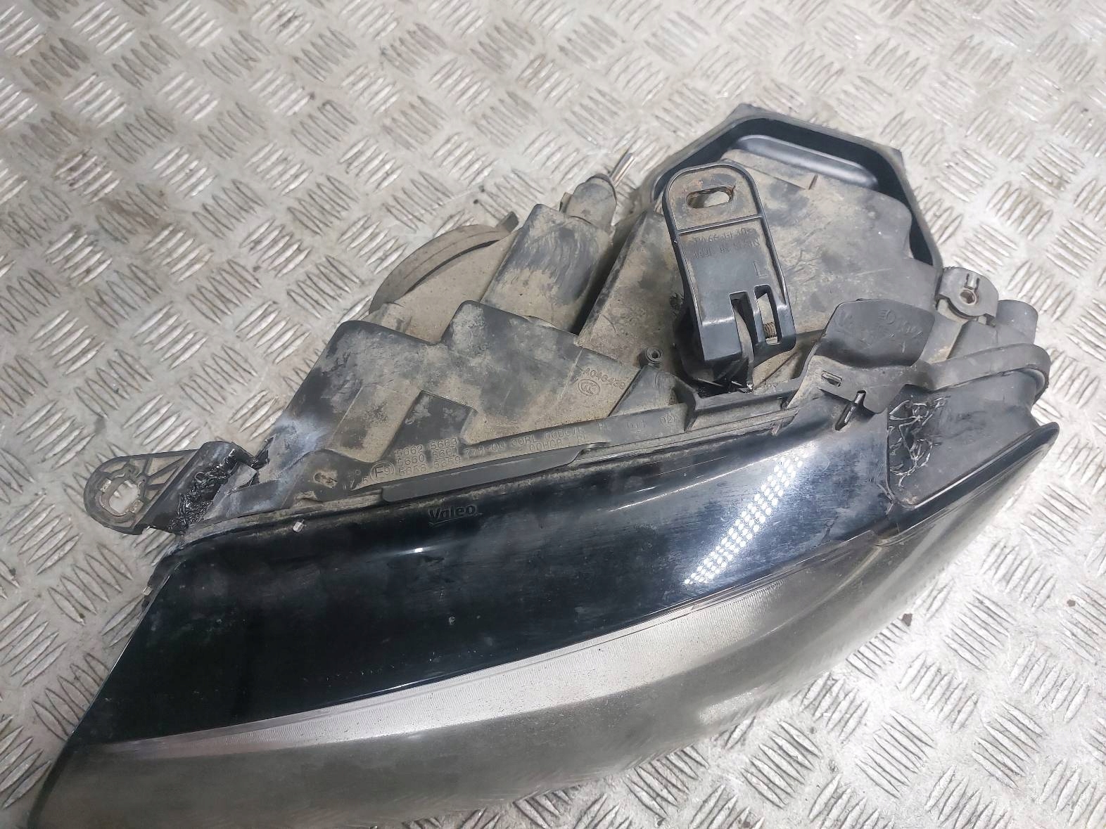 light left front AUDI A5 8T EUROPA XENON 8T0941003L 8K0941597