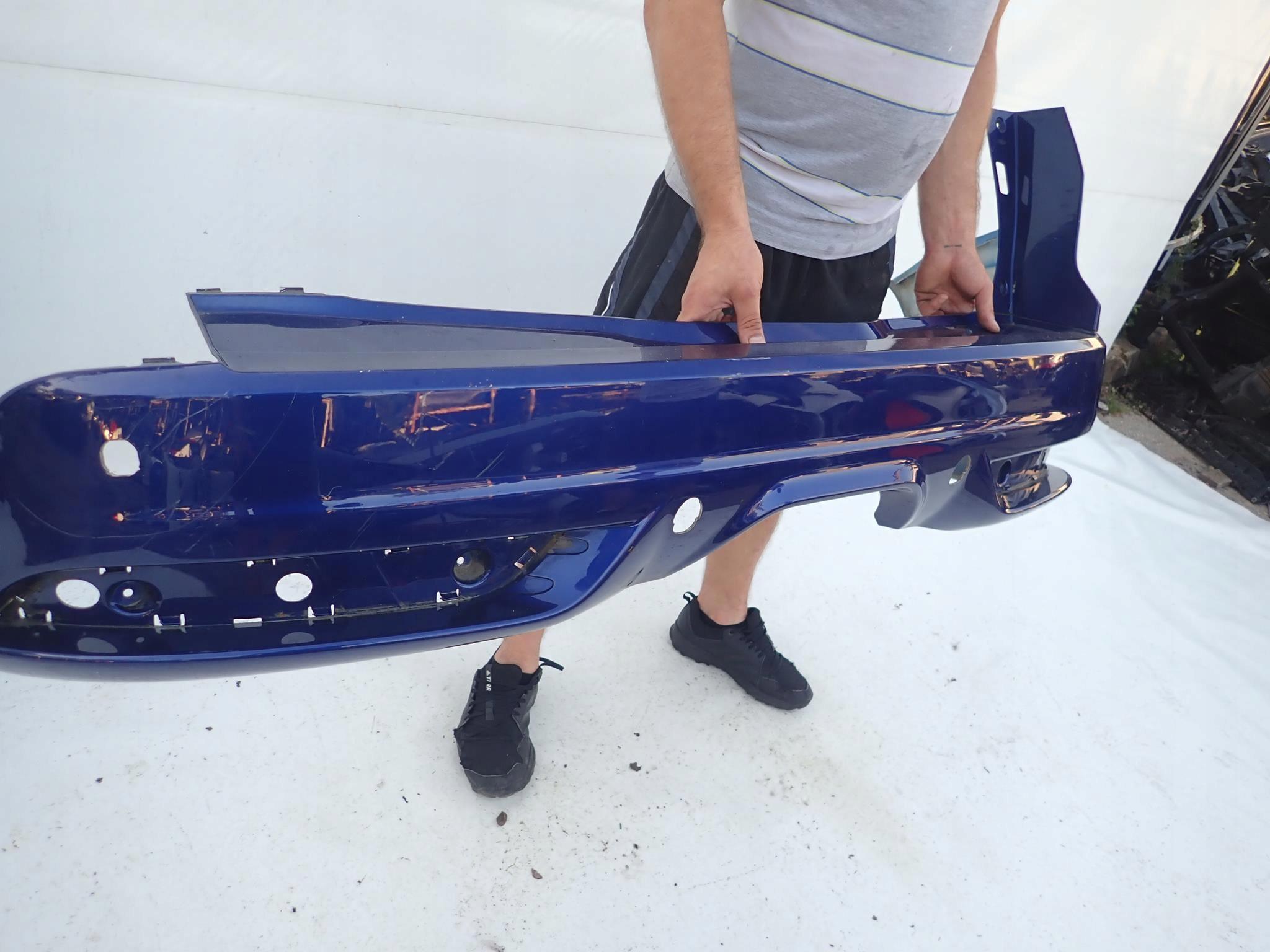 FORD FOCUS III MK3 KOMBI ST 10-14 bumper rear part PDC