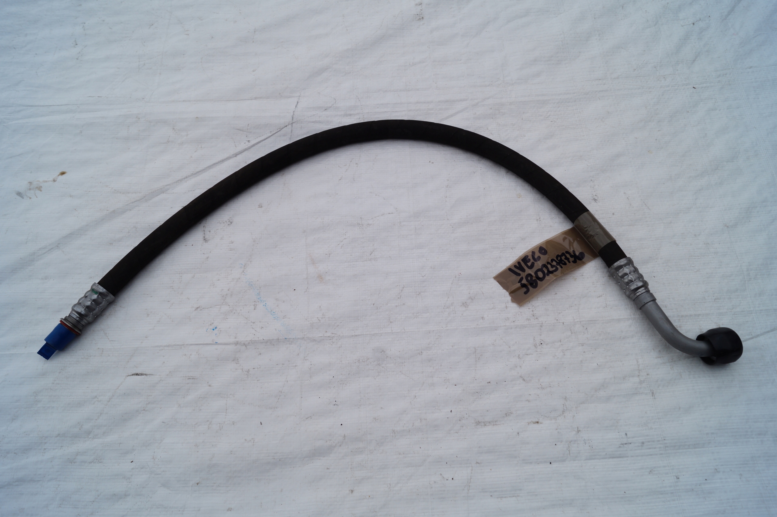 ШЛАНГ IVECO 5802378736