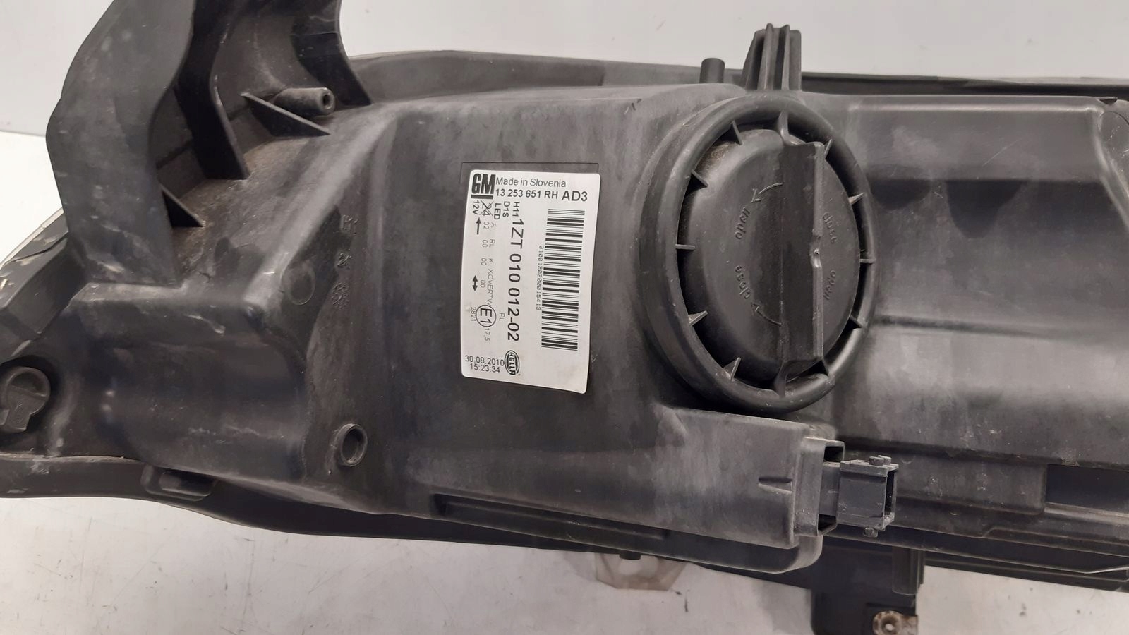 light front front right bixenon Opel Astra J kombi 1,4T