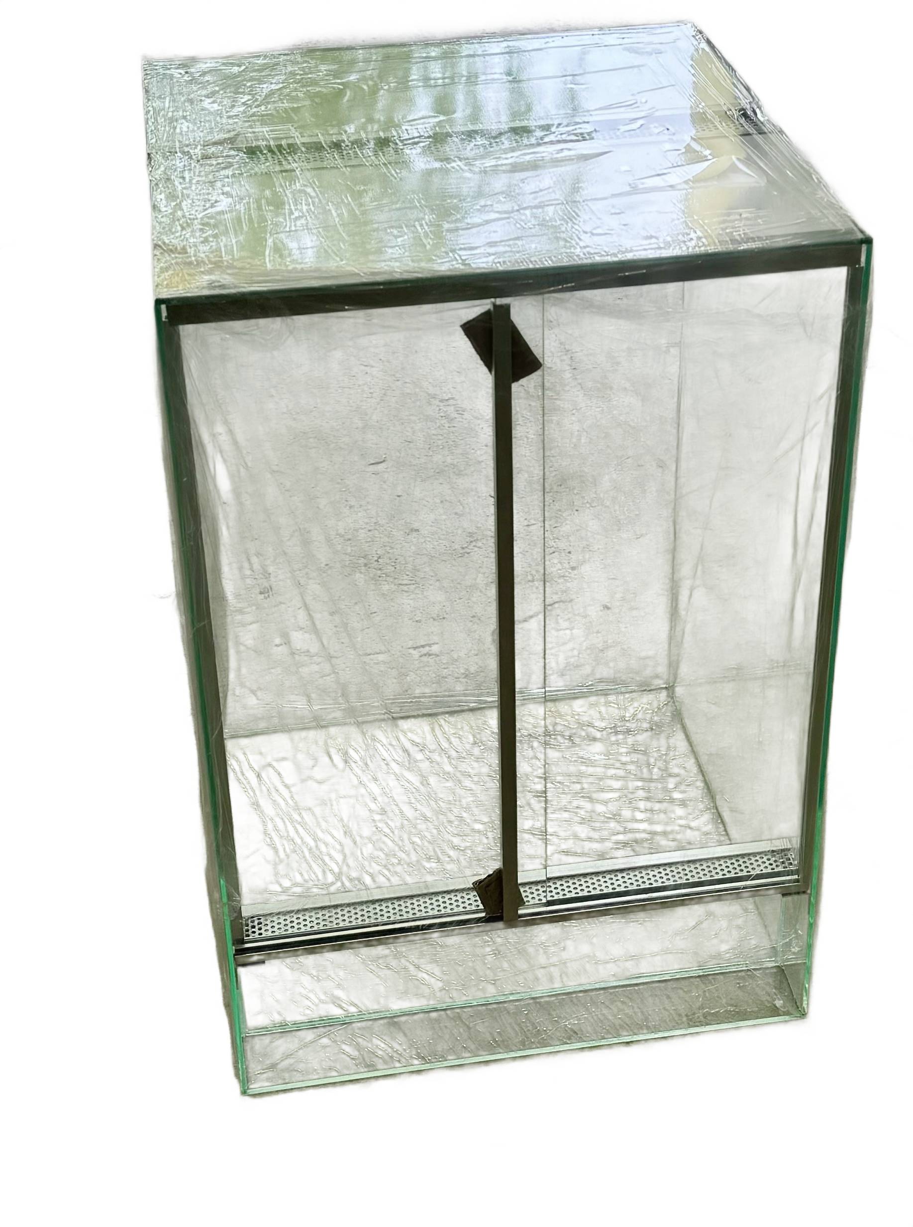 Terrarium dla gadów z wentylacją szyba przesuwna 40x40x60