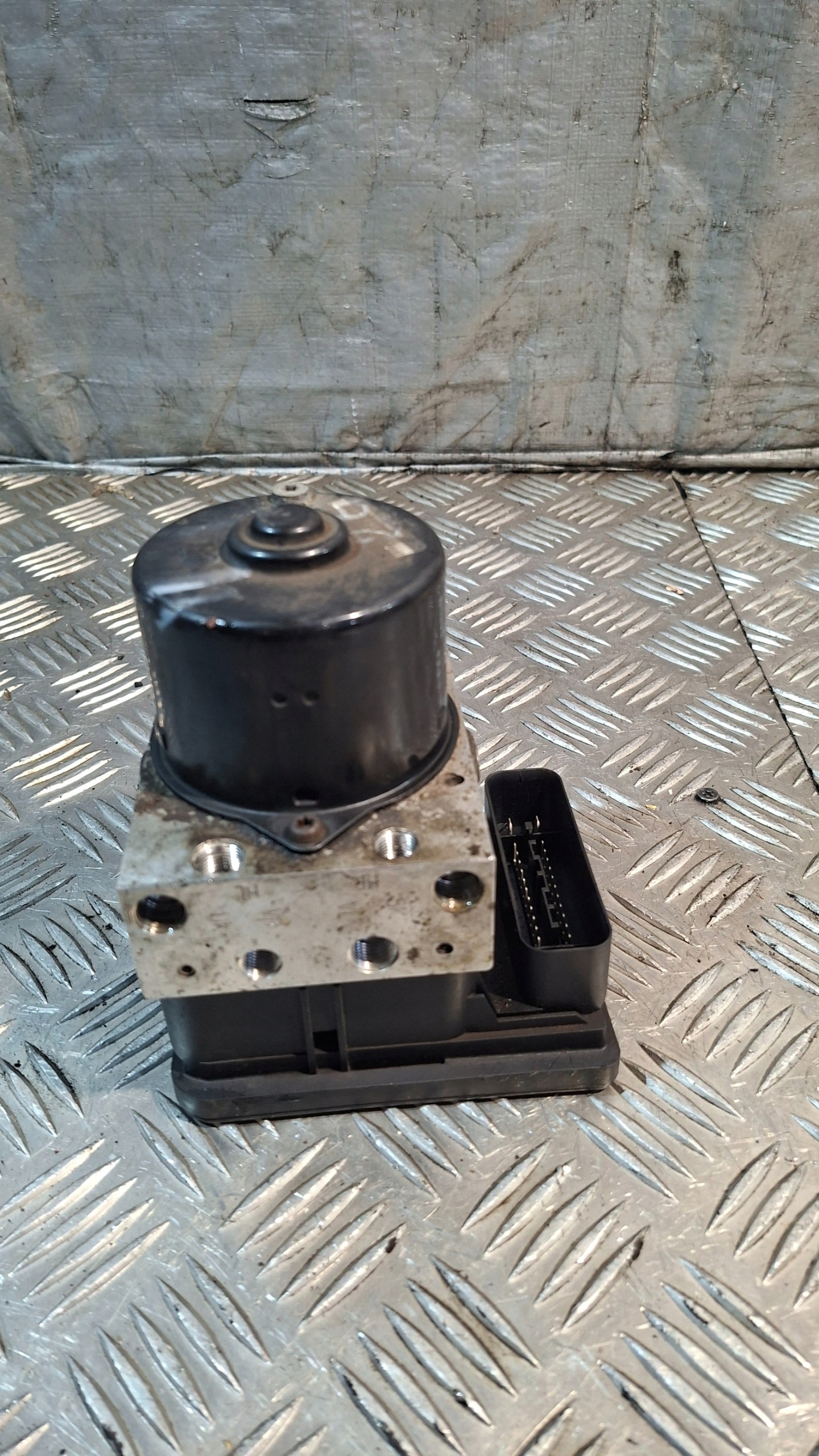 pump ABS OPEL ASTRA H 1.9CDTI