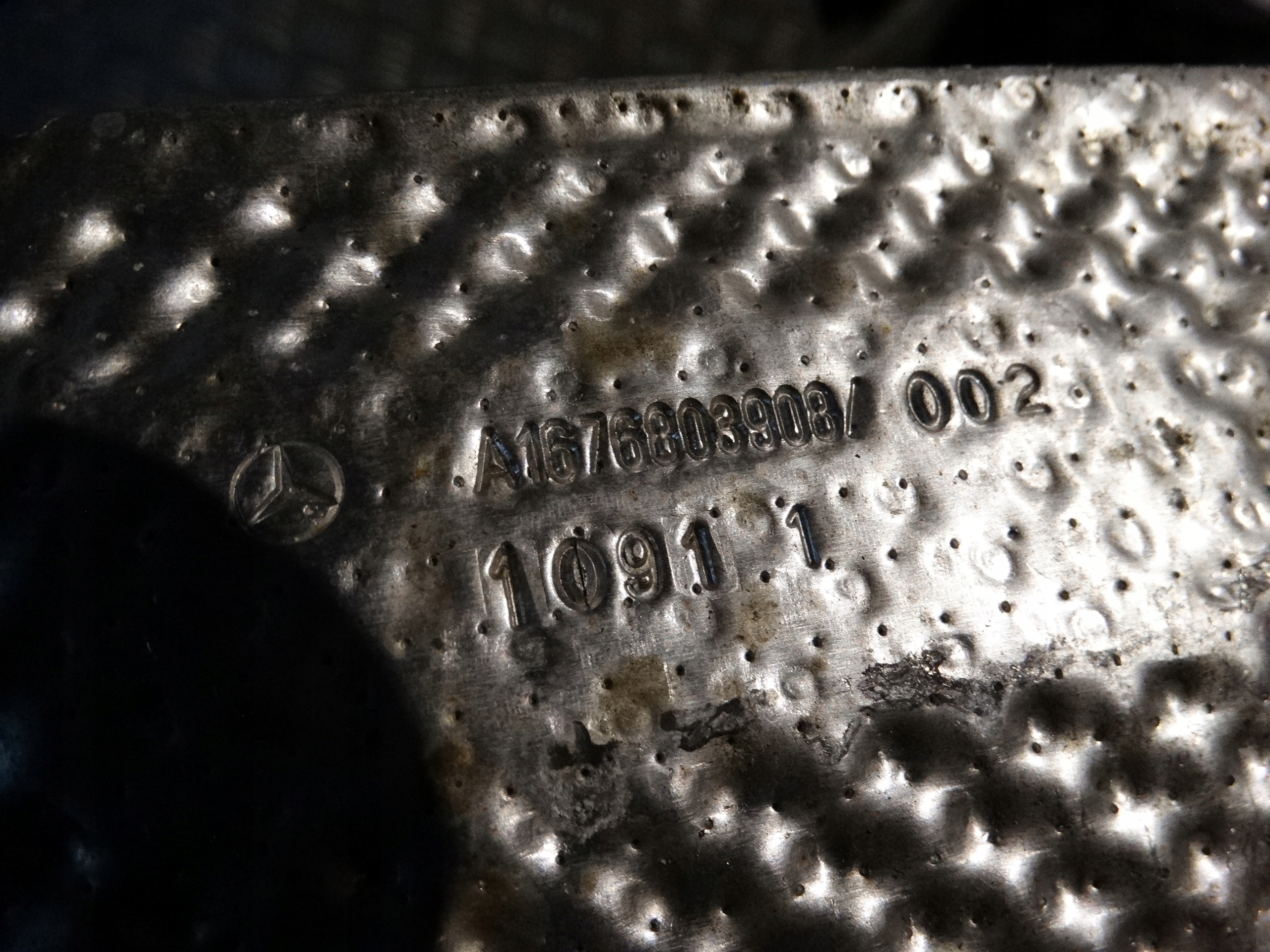 IDEALNA Blende Abdeckung TERMICZNA MERCEDES W167 1 9