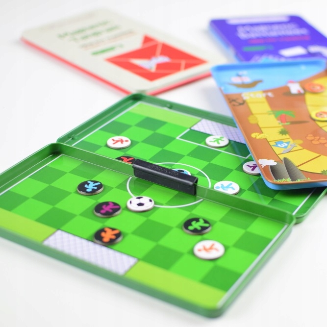 Magnetyczna piłka nożna PODRÓŻNA magnetic soccer Materiał metal