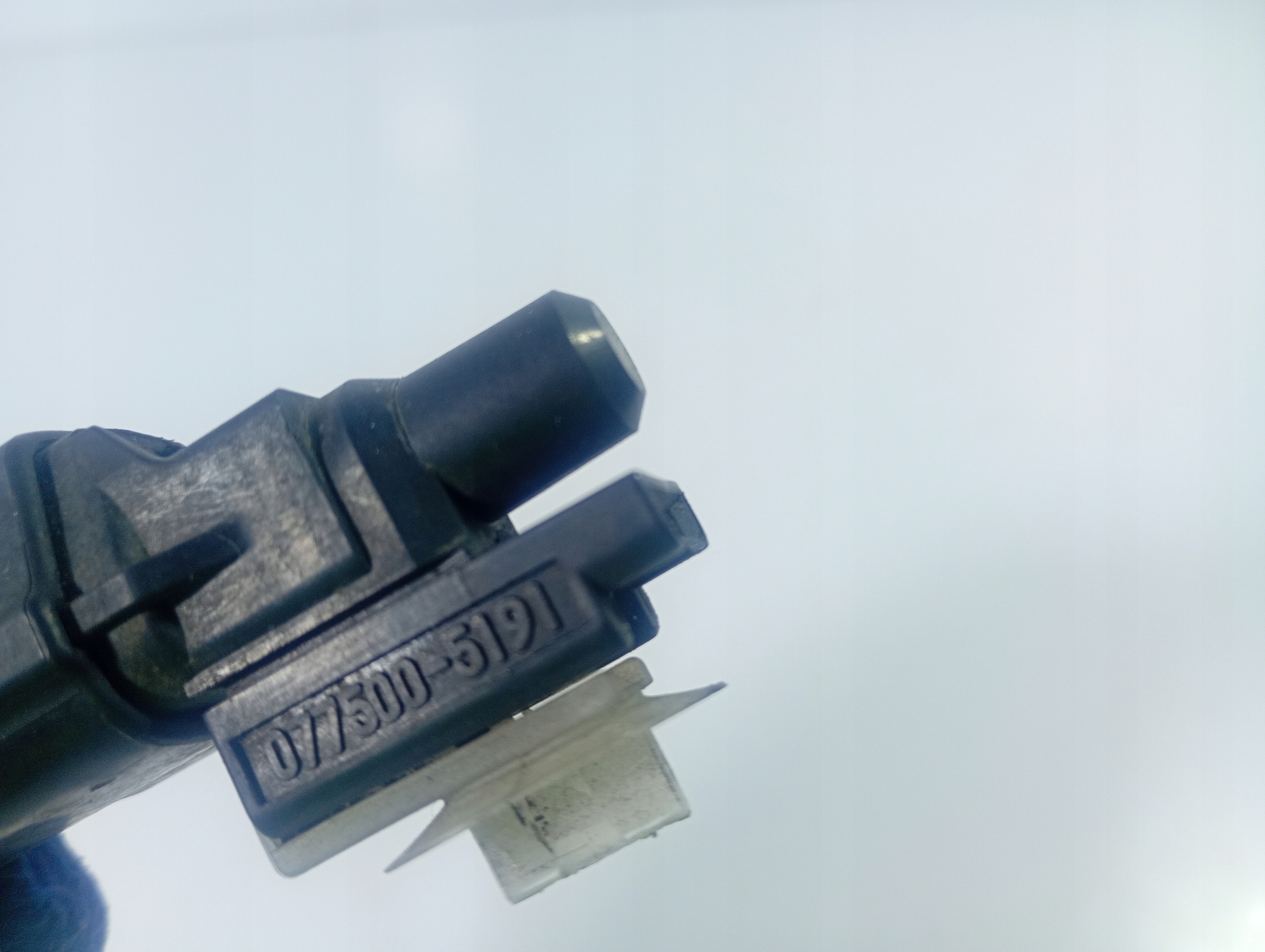 OPEL COMBO C 03-09 SENSOR sensor TEMPERATURY OE 0775005191