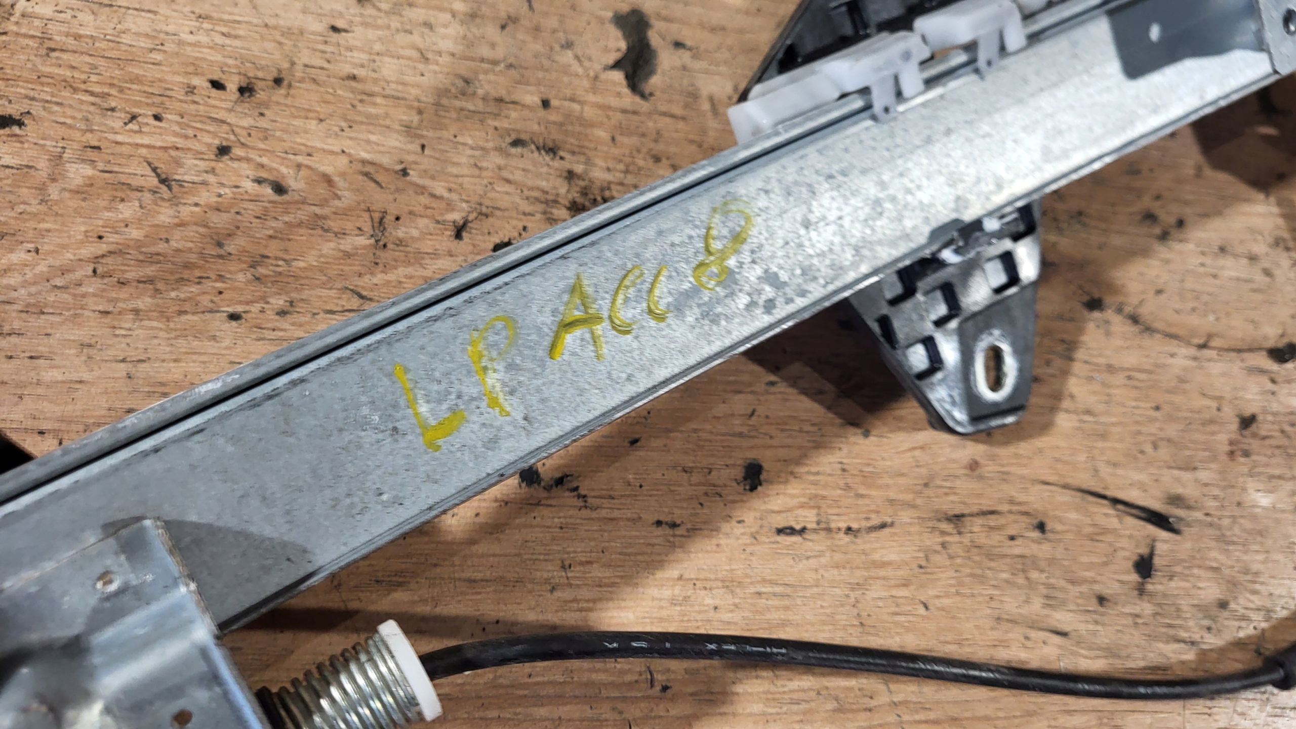 MECHANIZM LEWY PRZÓD HONDA ACCORD VIII 8 Typ samochodu Samochody osobowe