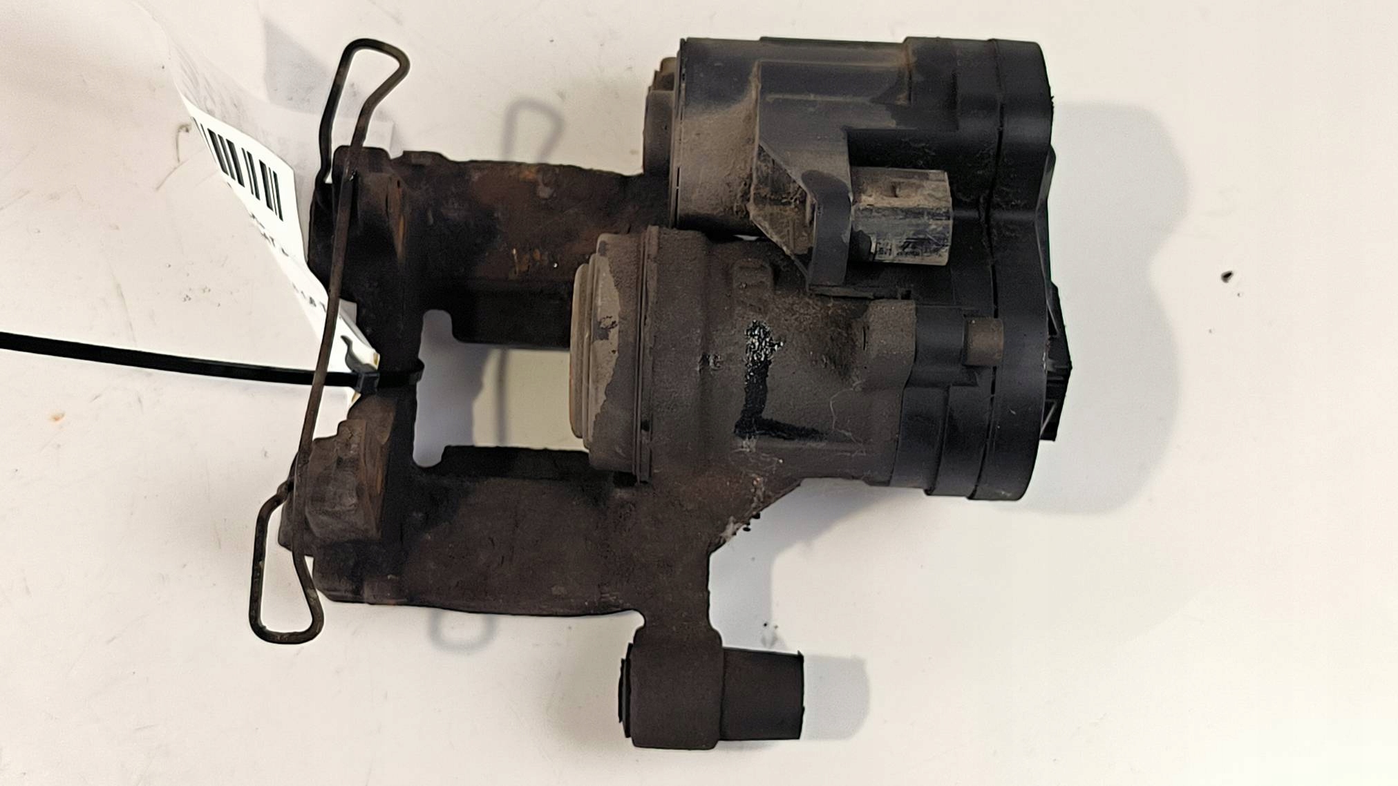 caliper brake rear part left 3Q0615405J VOLKSWAGEN PASSAT B8