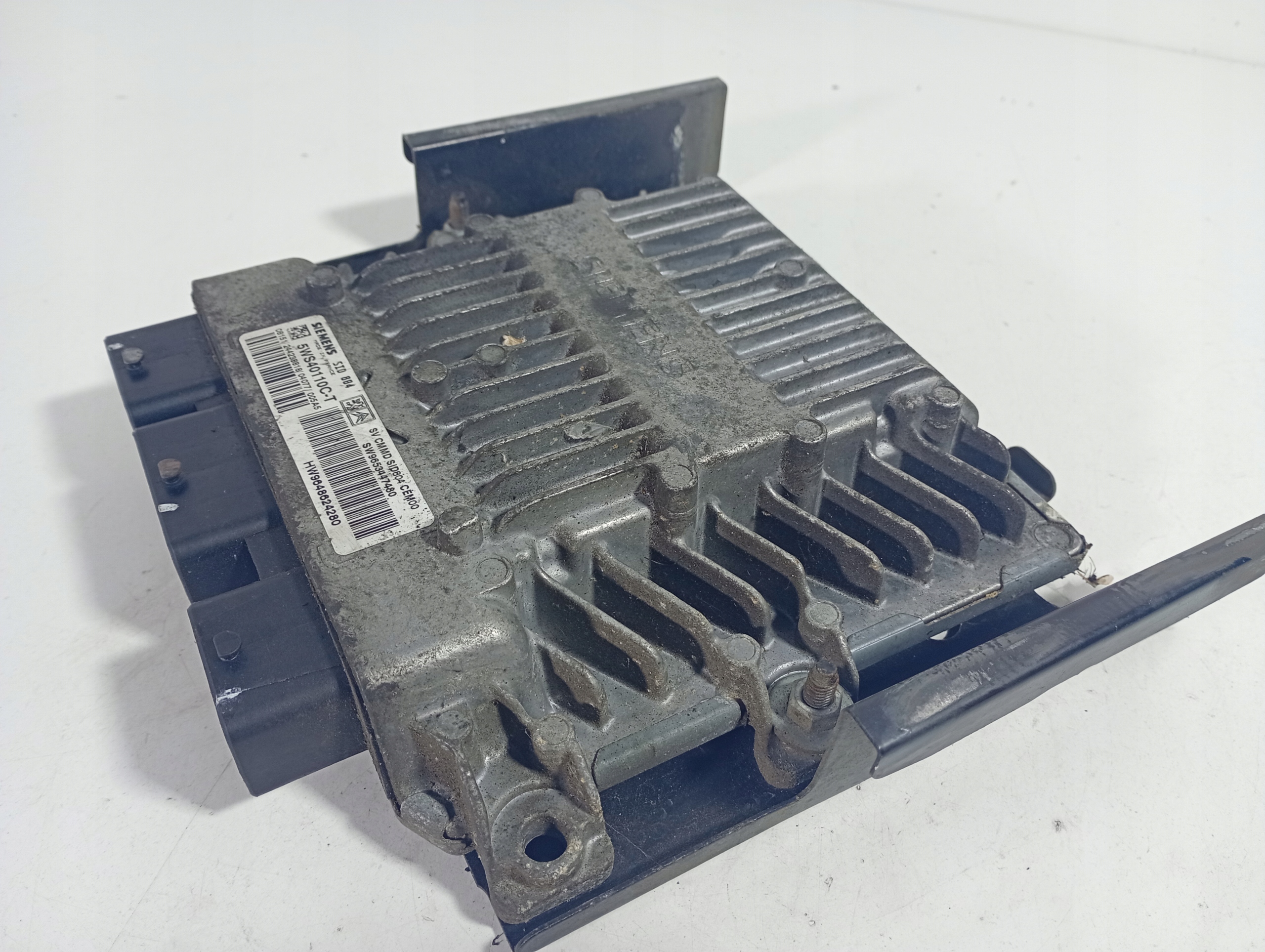 Citroen C3 02-10 computer control unit of the engine OE 9653447480