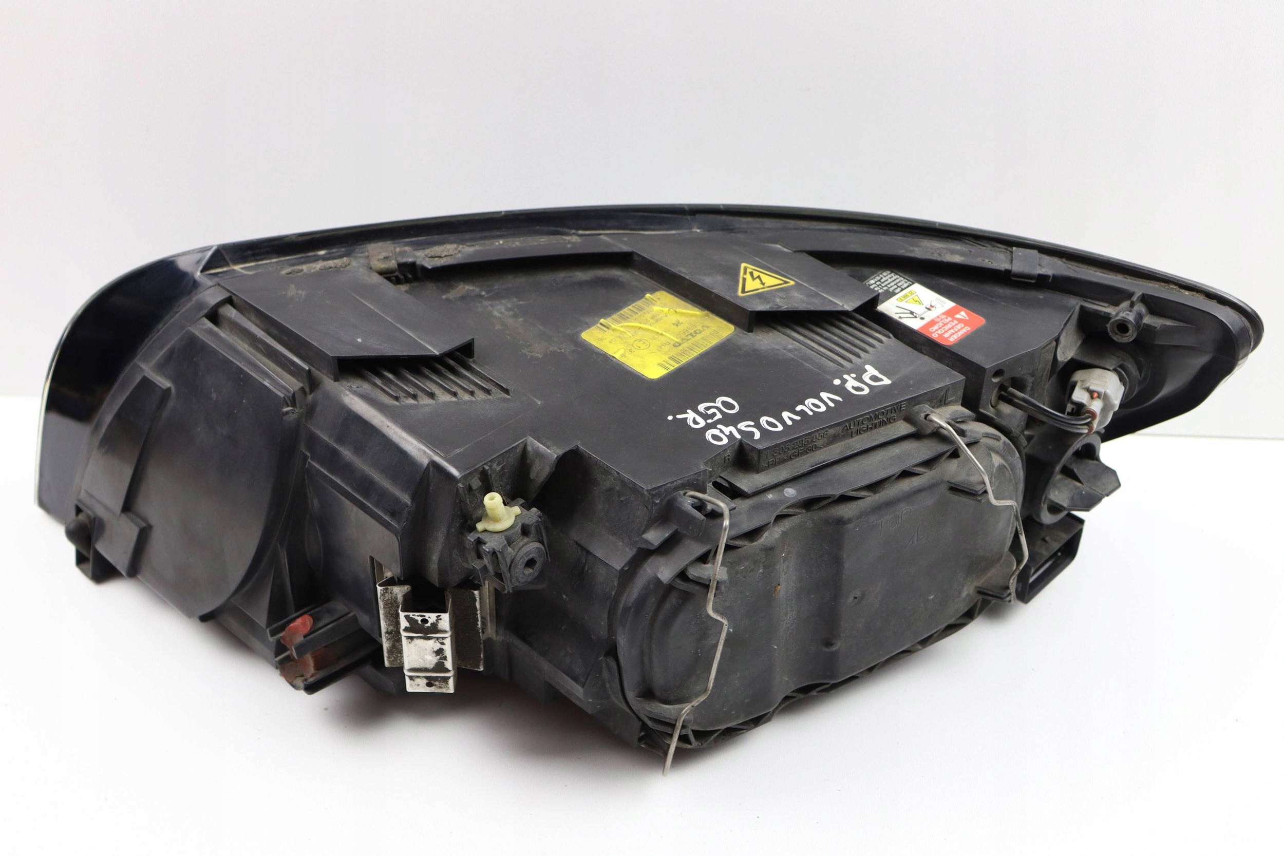 VOLVO S40 II V50 light front right front 0301198272 EUROPA