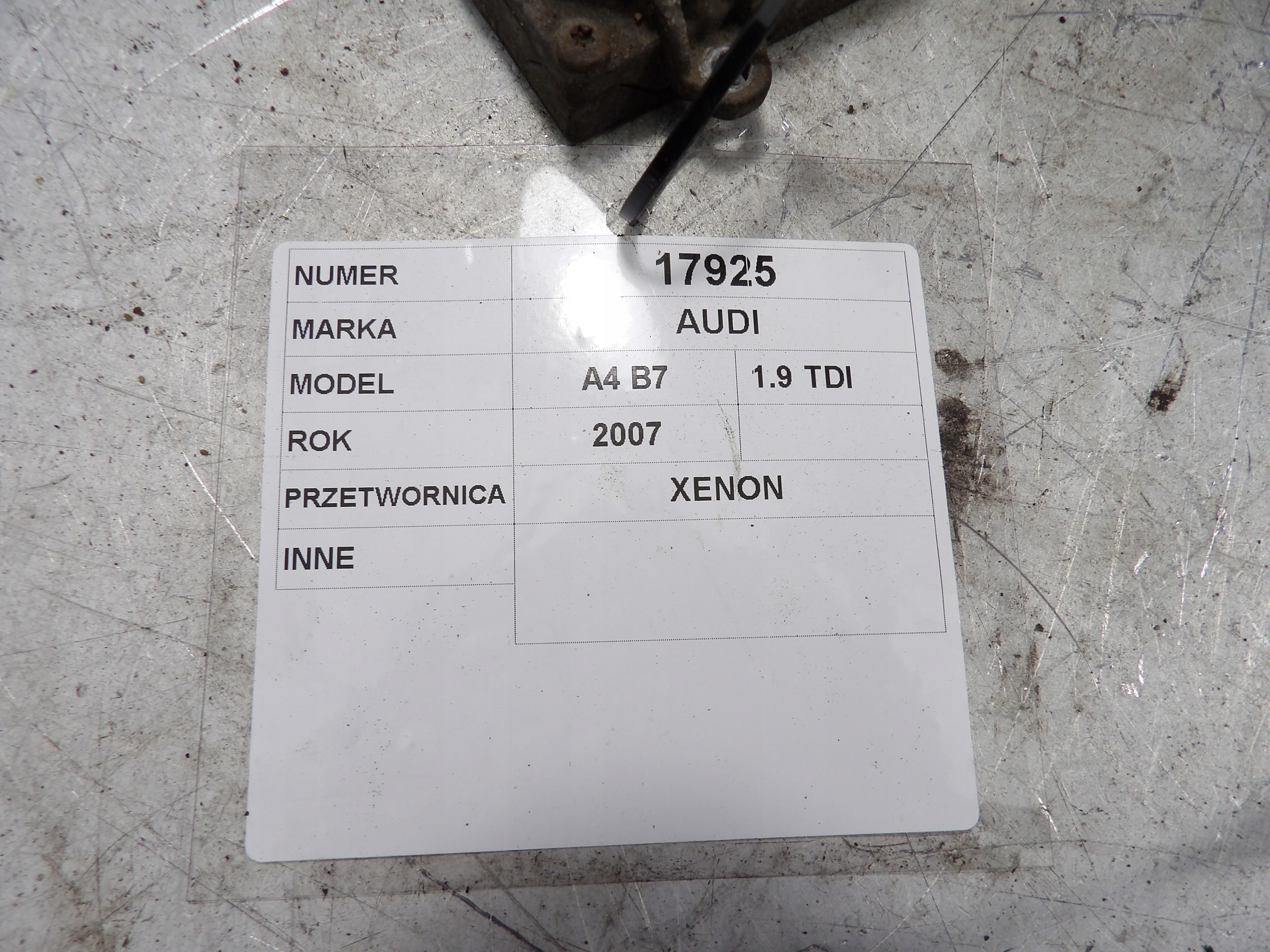 Audi A4 B7 control unit xenon 1307329115