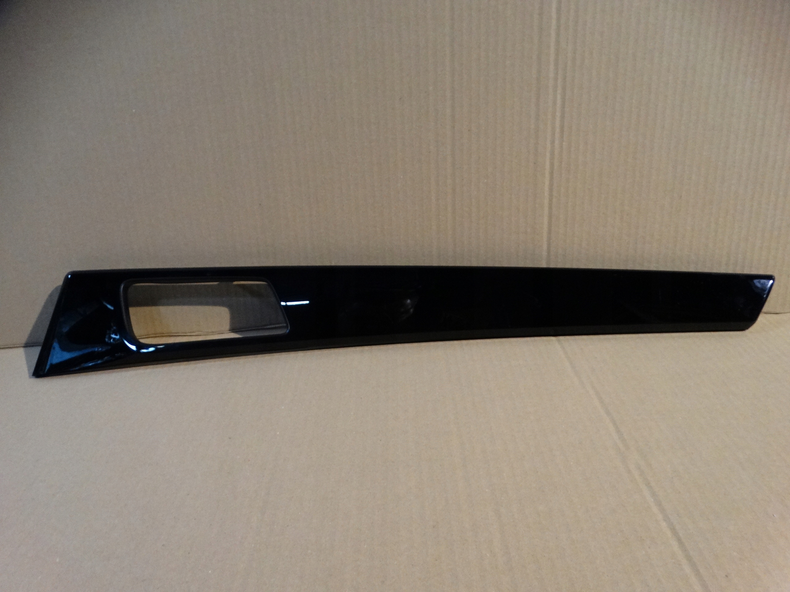 moulding DECOR door right rear PANAMERA 971 1