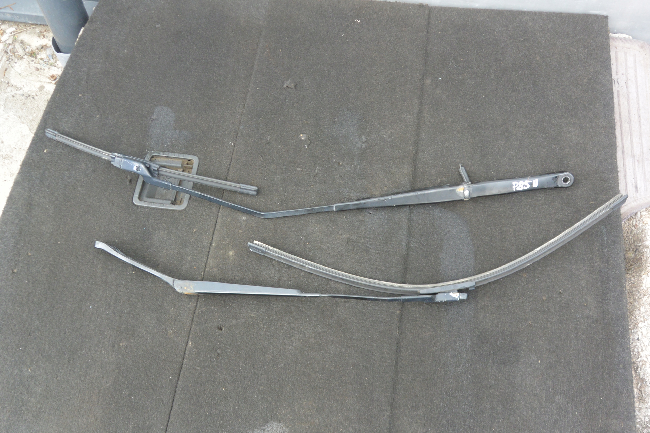 WISCHERARM KPL TESLA MODEL S 12-16 EU