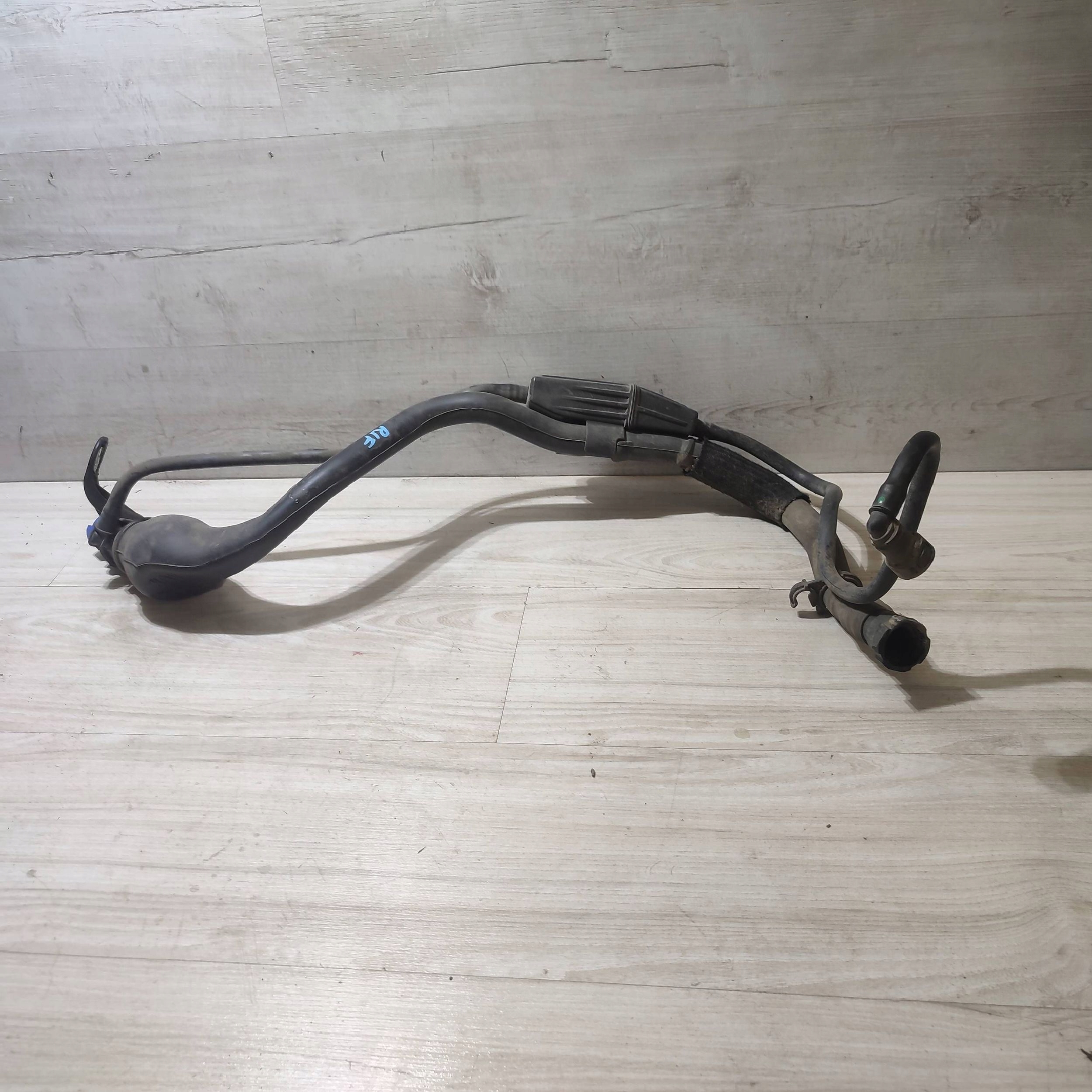 Wlew AdBlue Peugeot Rifter 9815705980