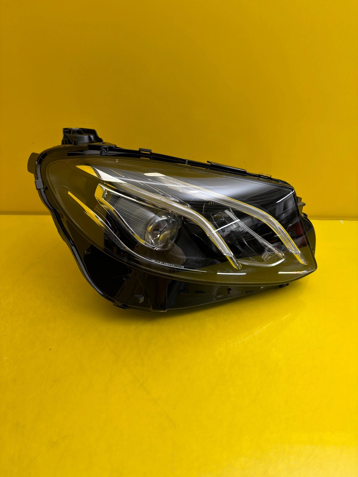 light right Mercedes E-class W213 Led High Performance A2139064004