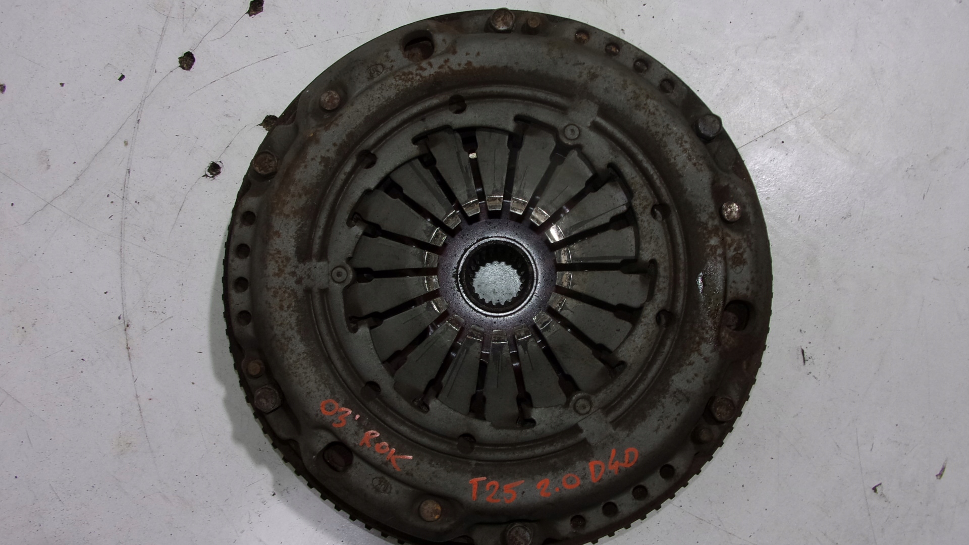 VERSO,2.0 D4D,E1CD,DIESEL,LUK - Зчеплення ДВОМАСОВЕ колесо TOYOTA AVENSIS T25 2.0 D4D