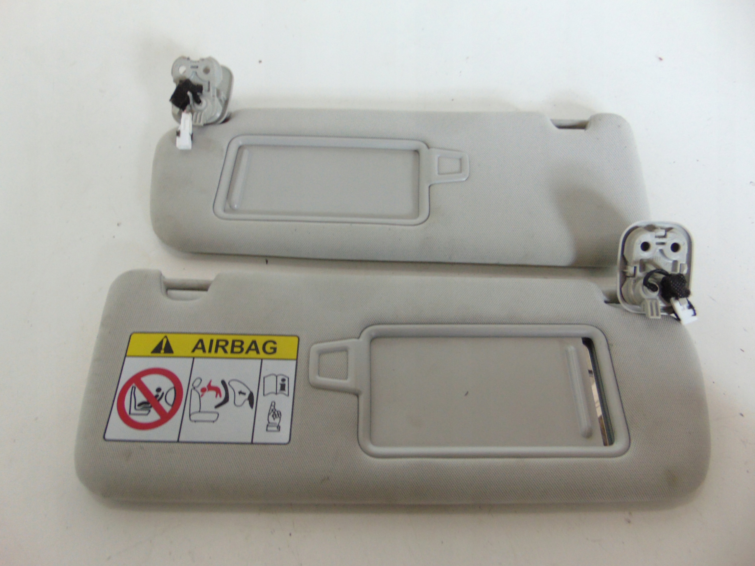 DASZEK PRZECIWSŁONECZNY KIA STINGER