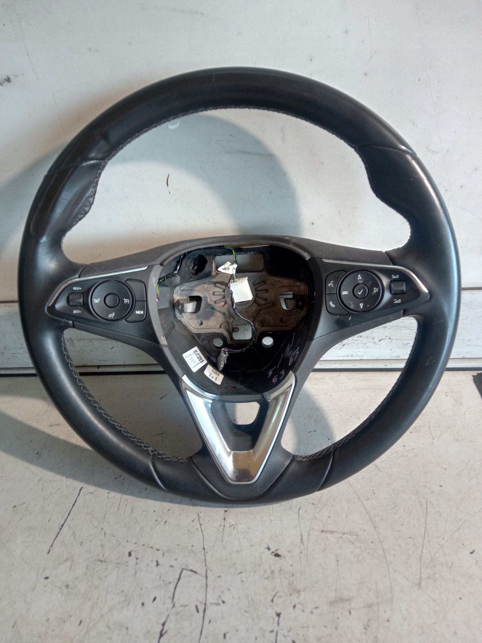 YQ000183YX - OPEL GRANDLAND X РУЛЕВОЕ КОЛЕСО КОЖА МУЛЬТИФУНКЦИЯ