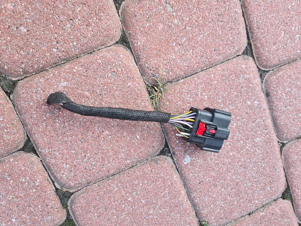 39112233 - Куб плагин установка 6 pdc Opel Insignia B