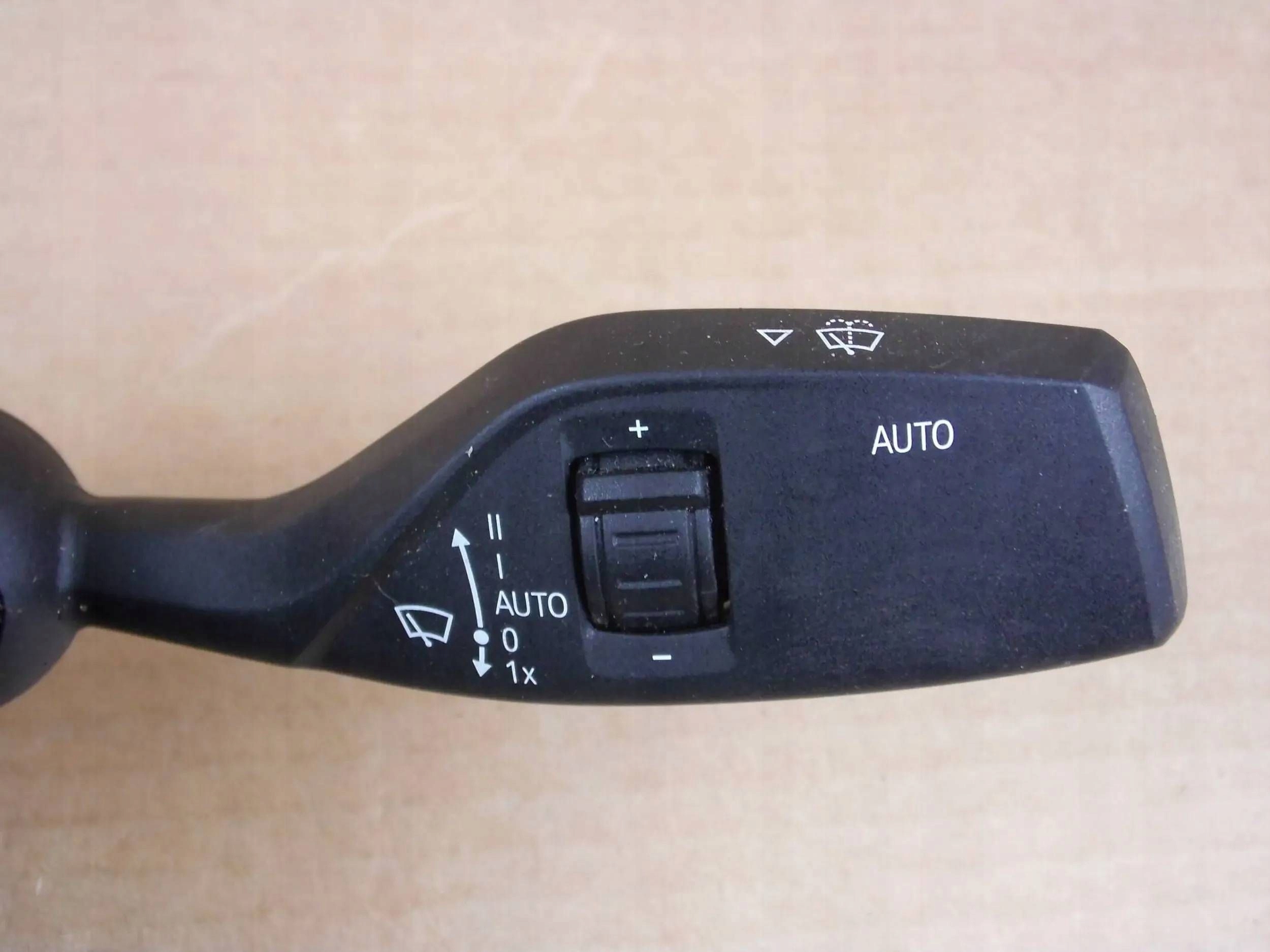 BMW 5 G20 G21 G30 G31 steering wheel levers and controls control sensor kata steering