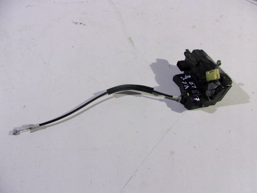Opel Vectra C lock left front 13201311 PG