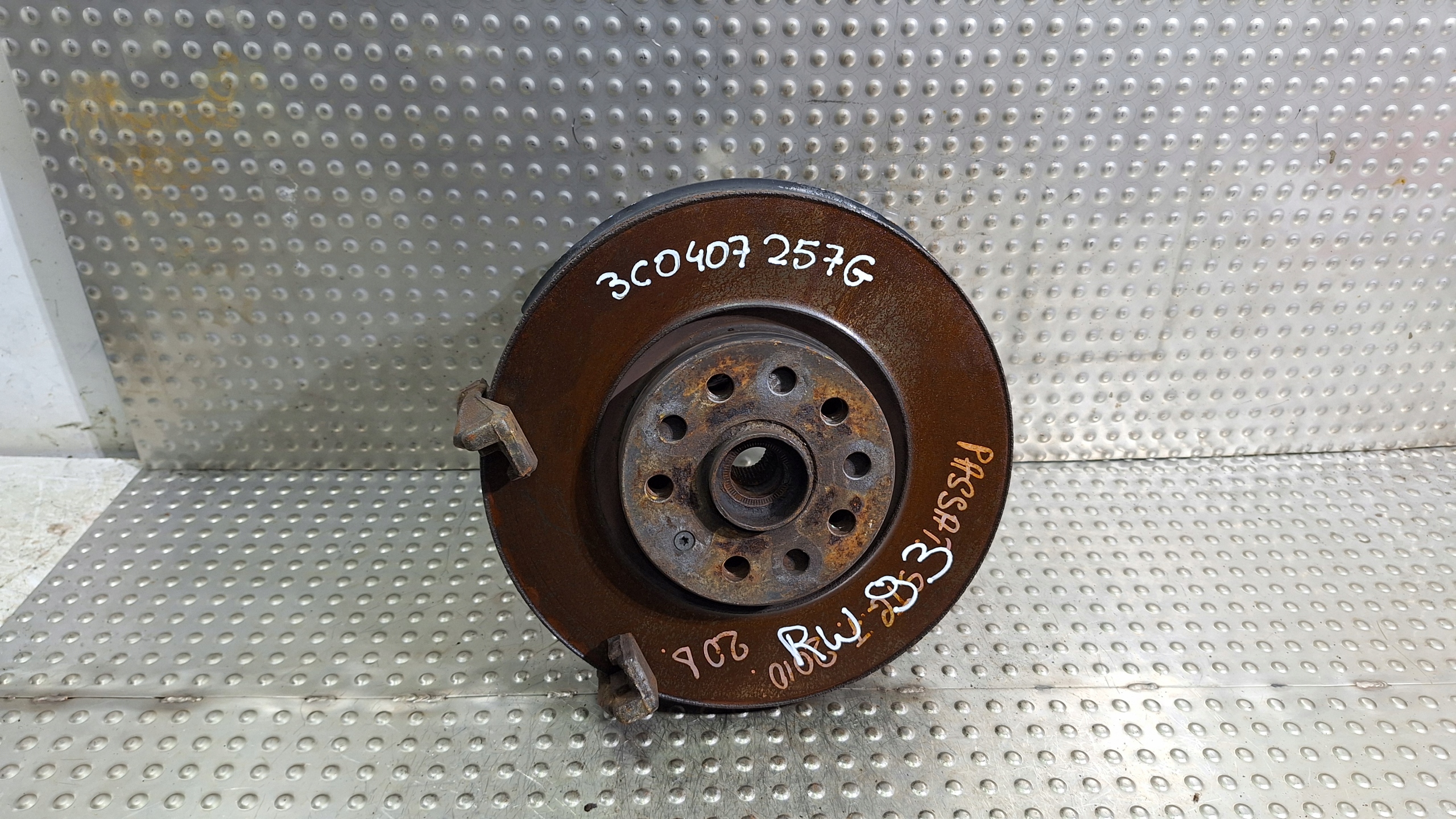otoč levý předek 3C0407257G SHARAN ALHAMBRA 7N PASSAT B6 B7 CC A3 8P