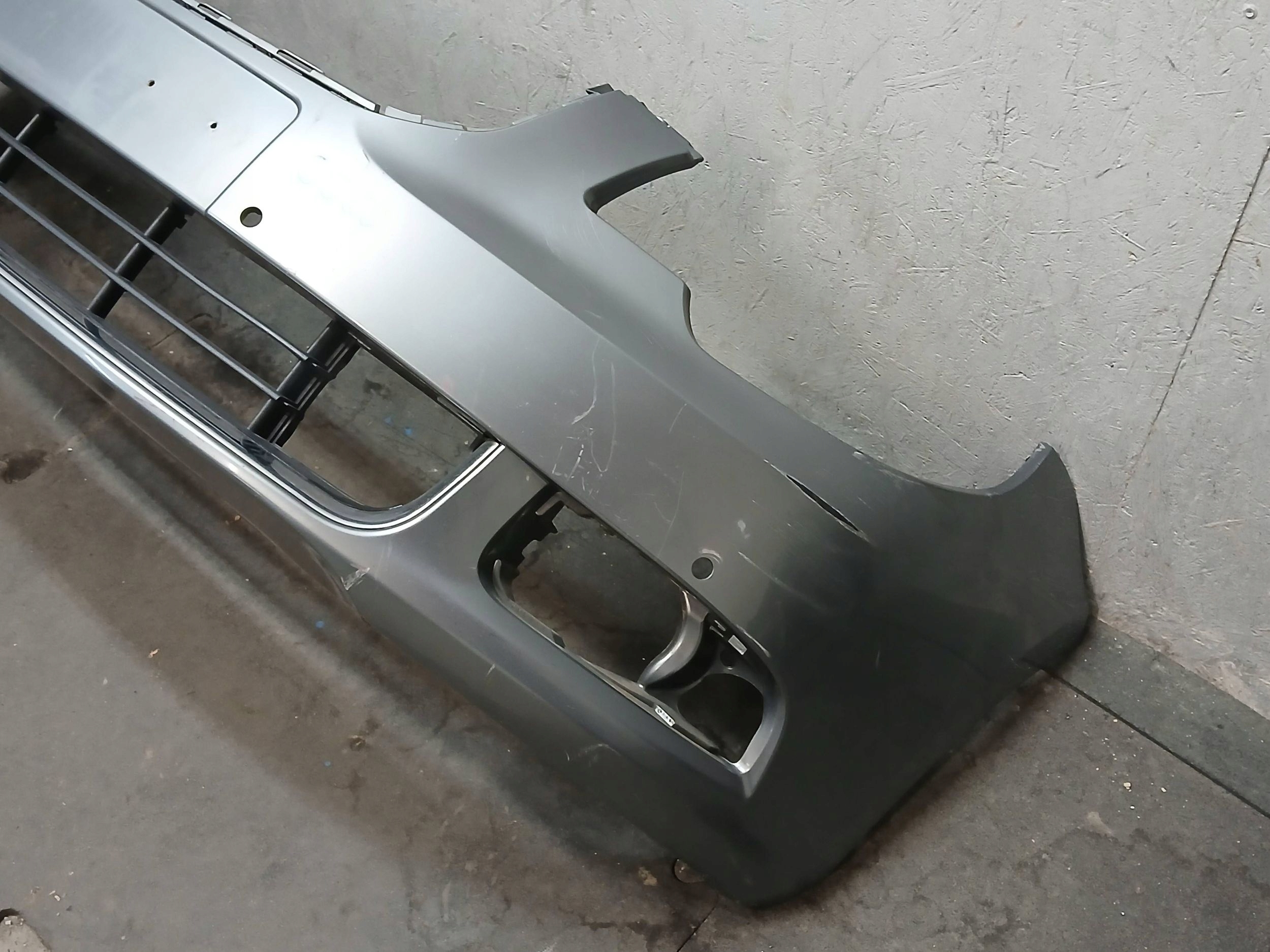 bumper front SKODA SUPERB II 2 3T0